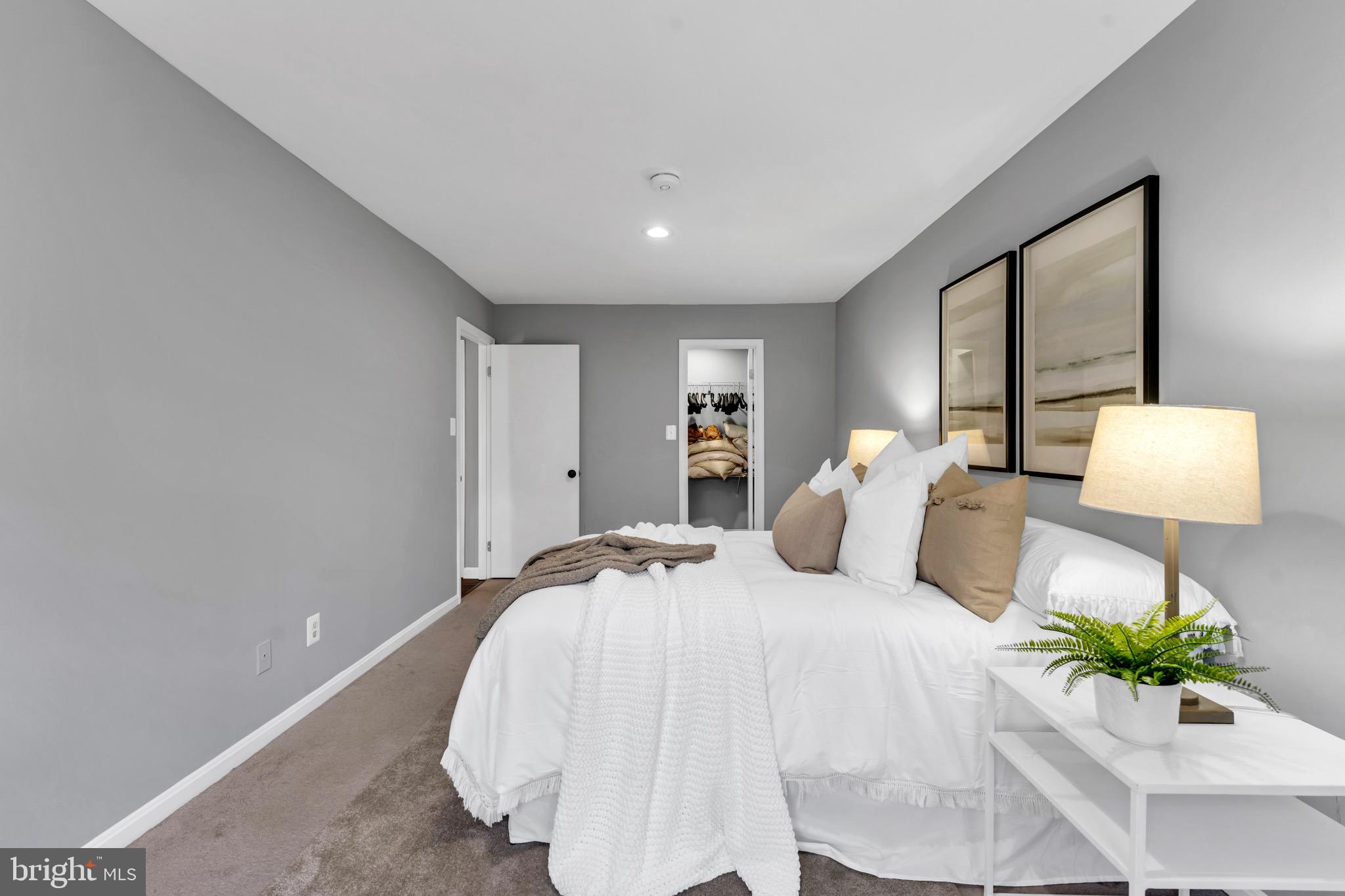 GREEN HILLS - Residential