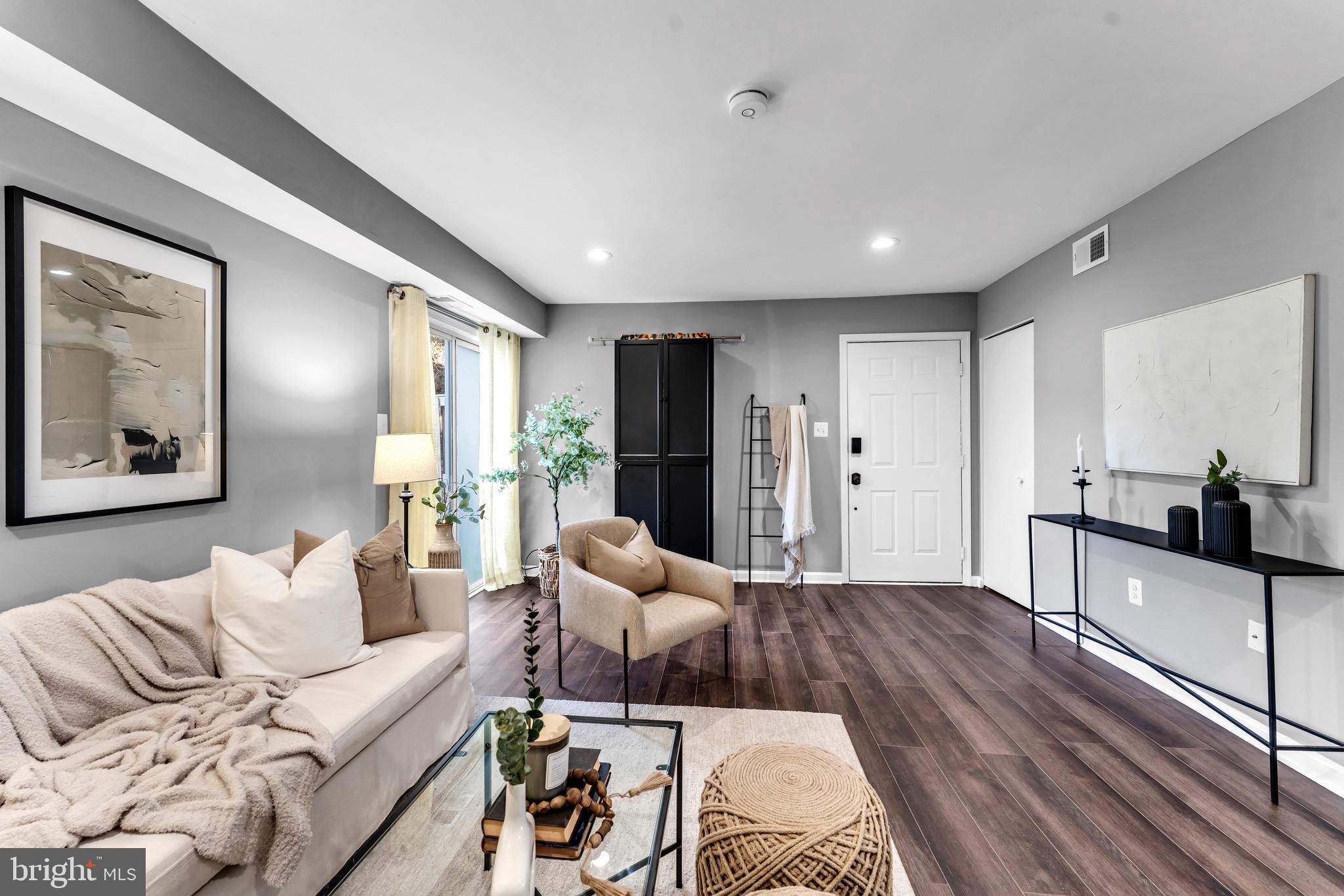 GREEN HILLS - Residential