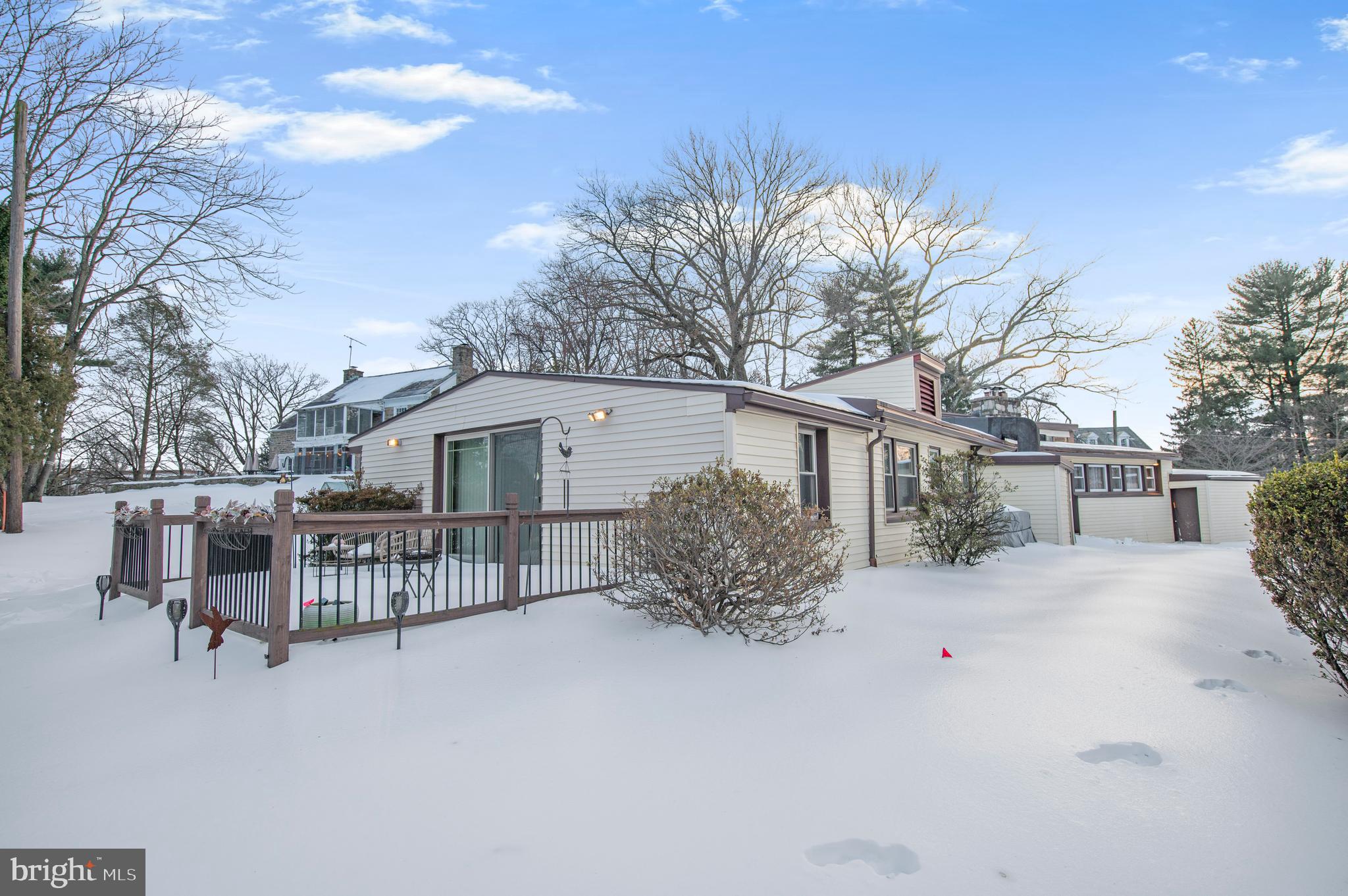 ROWLAND PARK - Residential