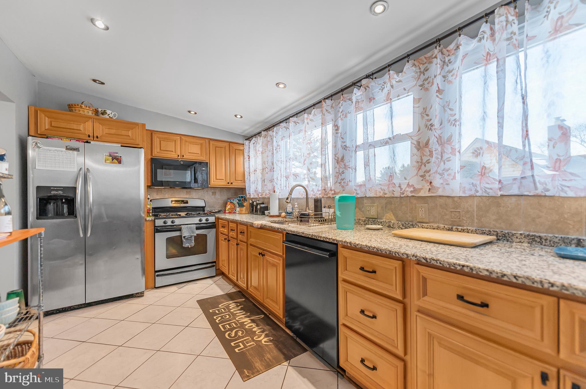 ROWLAND PARK - Residential