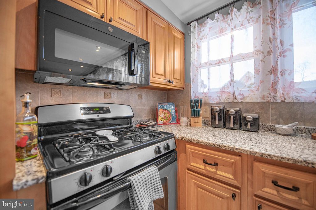 Photo of 2409 Ashbourne Road, WYNCOTE, PA 19095 (MLS # PAMC2168376)