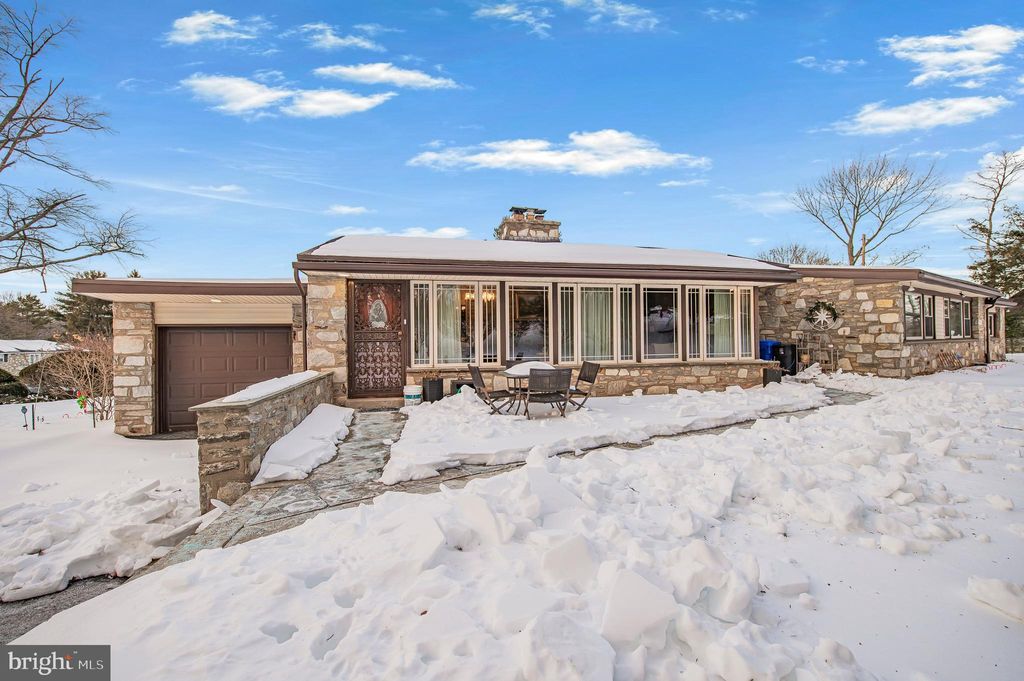 Photo of 2409 Ashbourne Road, WYNCOTE, PA 19095 (MLS # PAMC2168376)