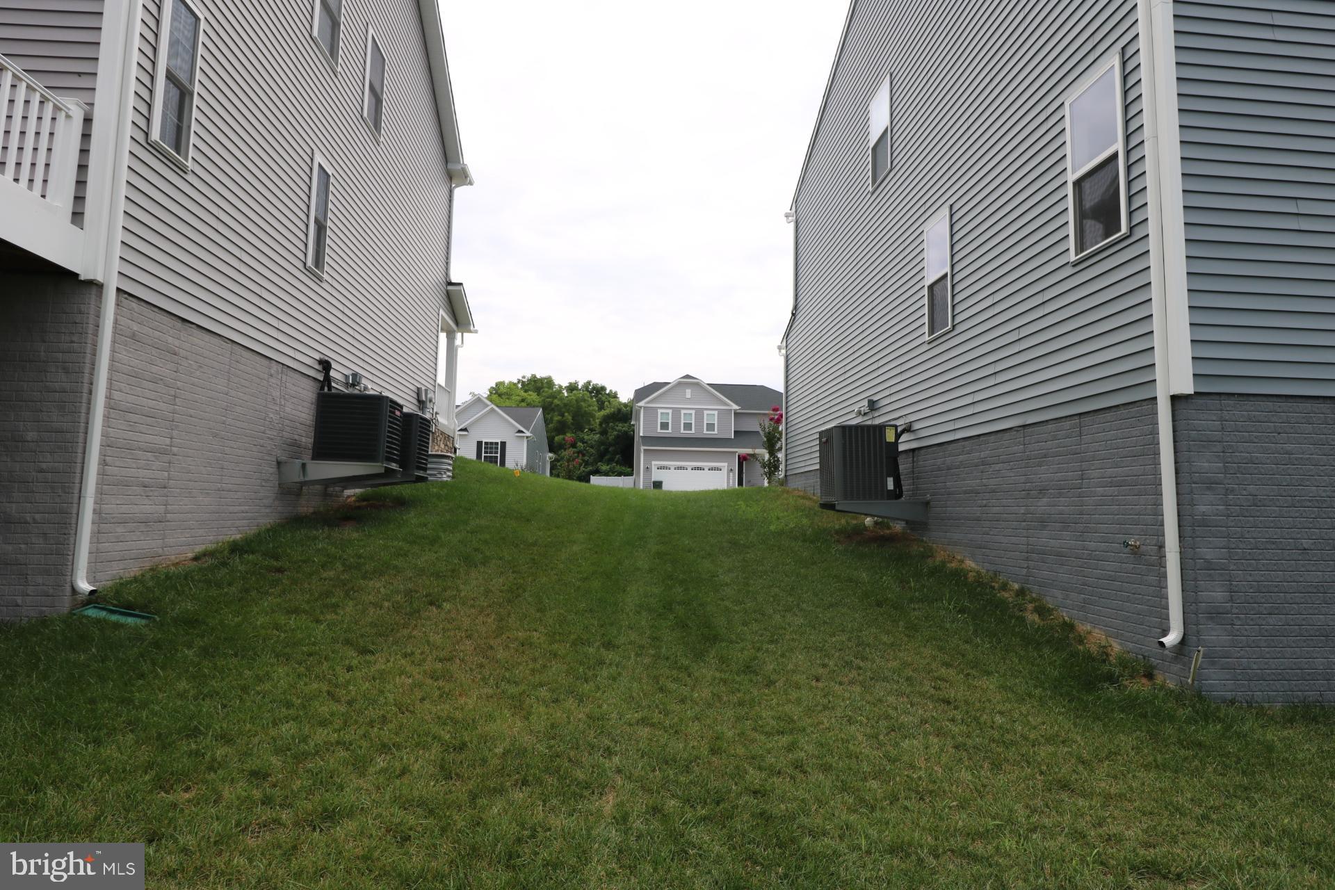 HAGERS CROSSING - Residential