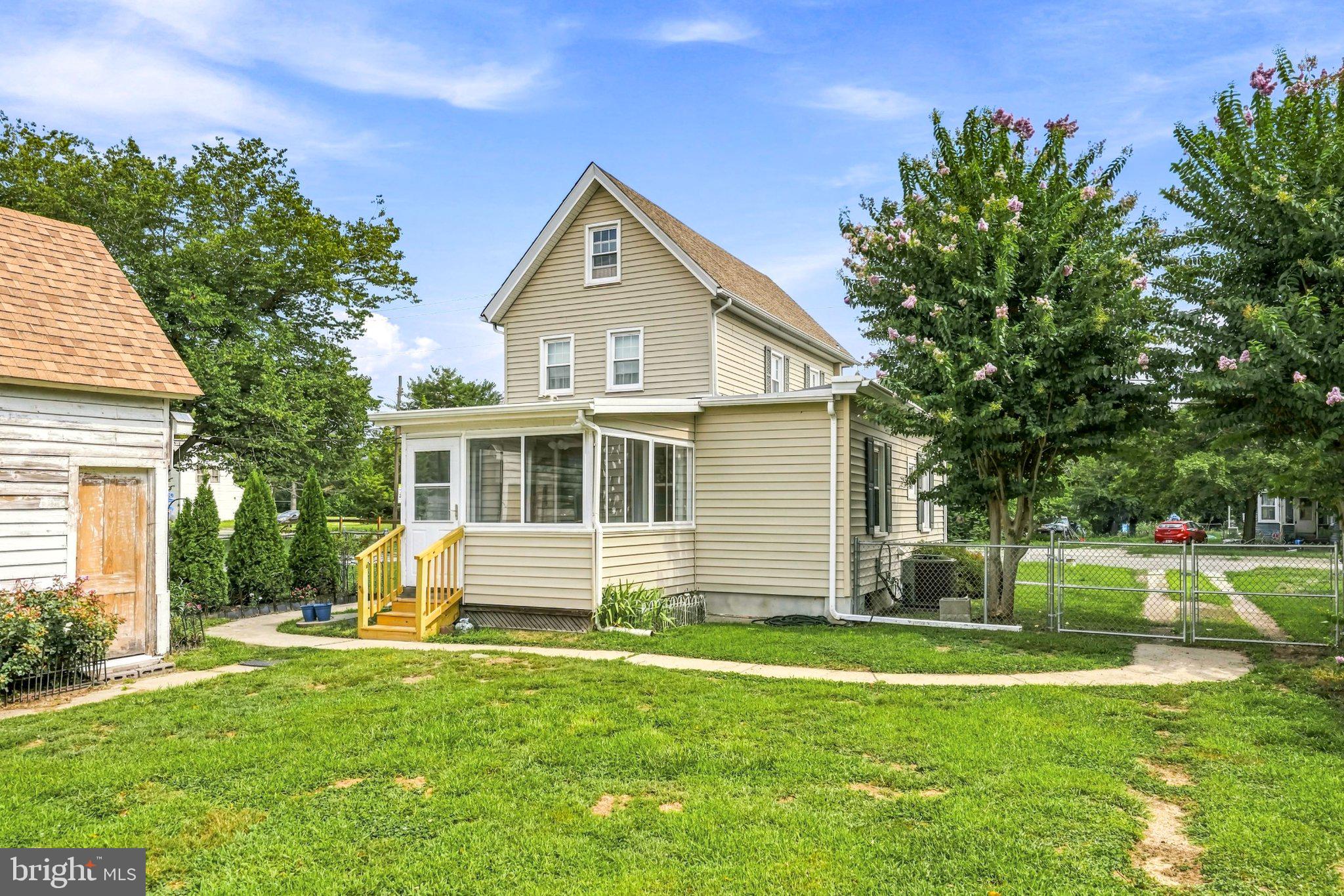 920 MAIN STREET