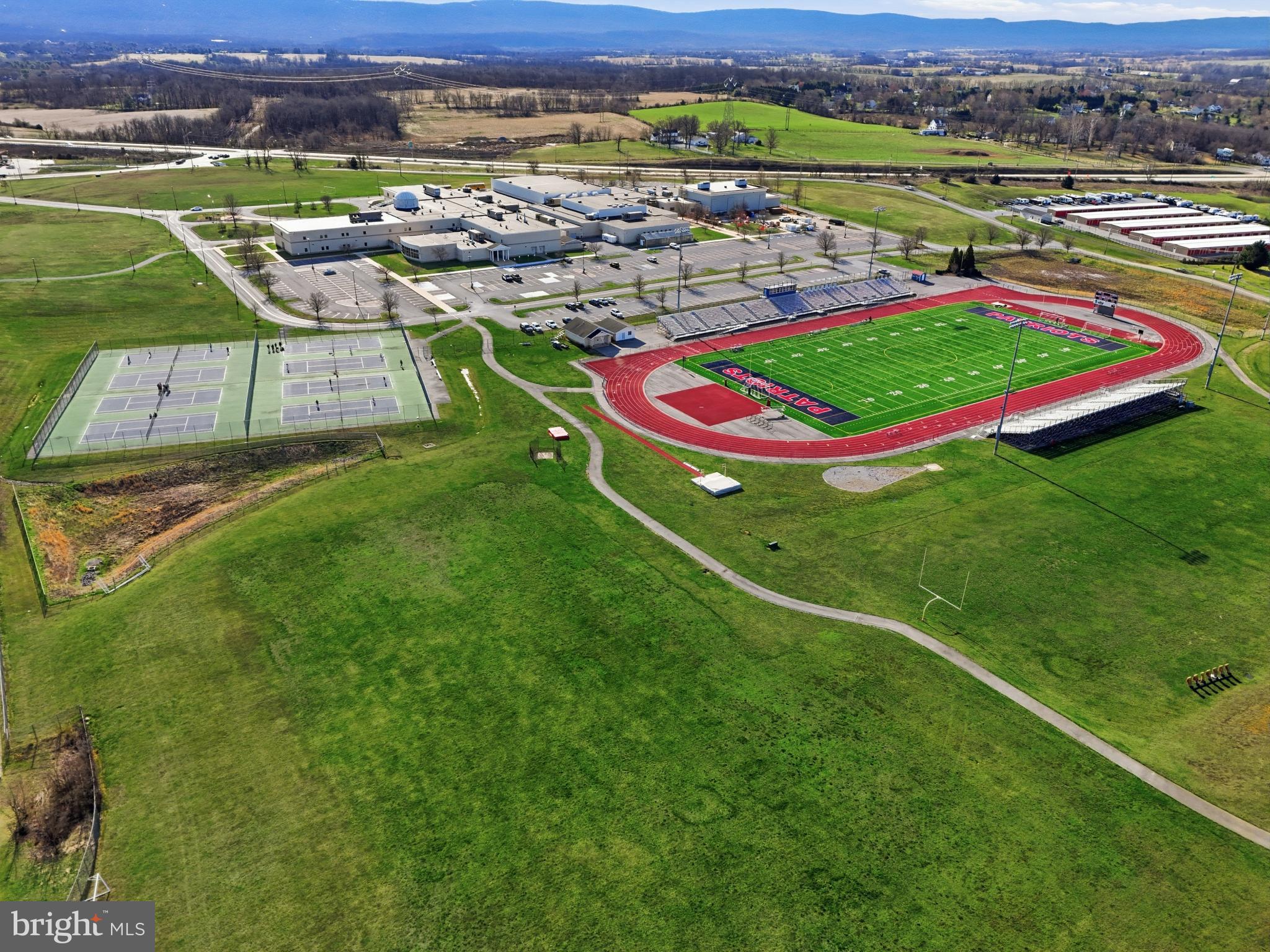 HUNTFIELD - Residential