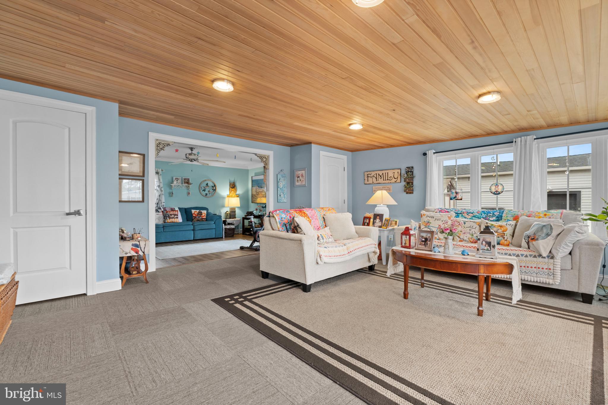 MARINERS COVE - Residential