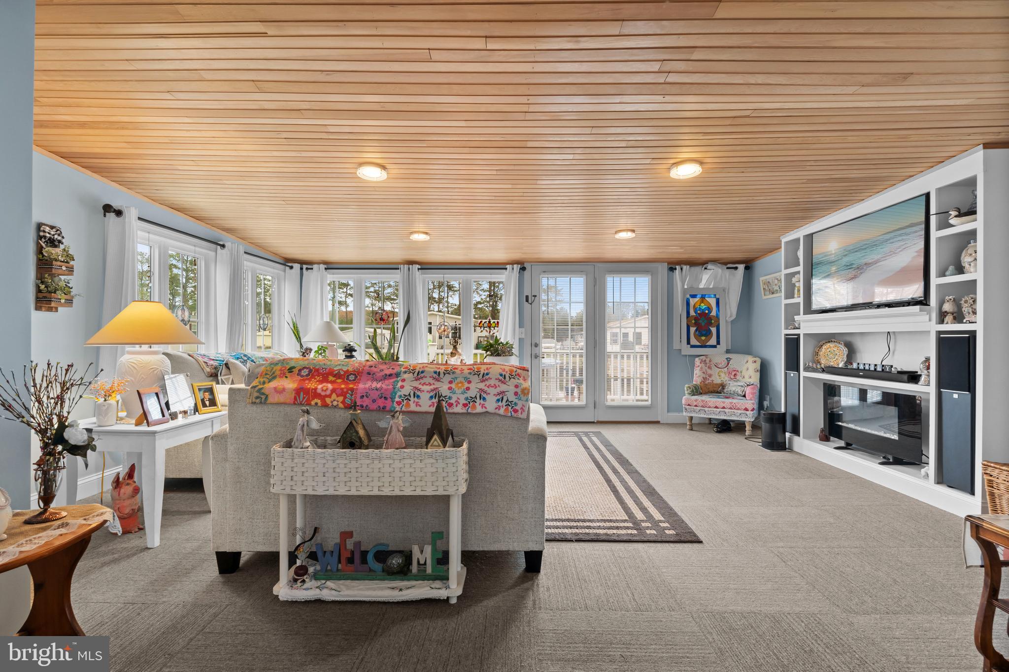 MARINERS COVE - Residential