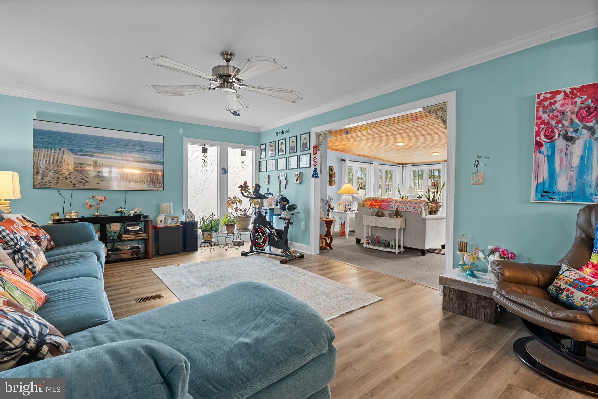 MARINERS COVE - Residential