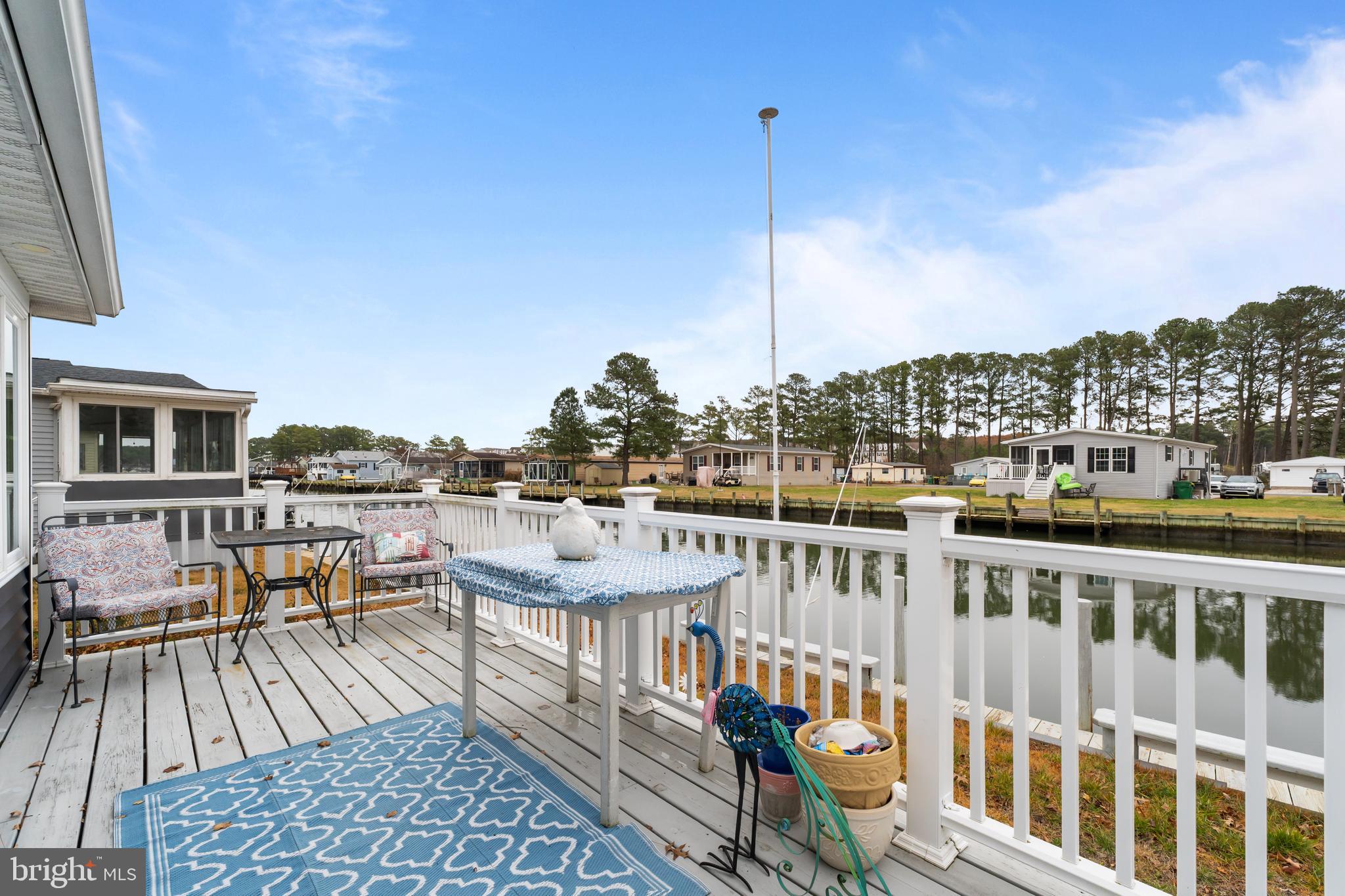 MARINERS COVE - Residential