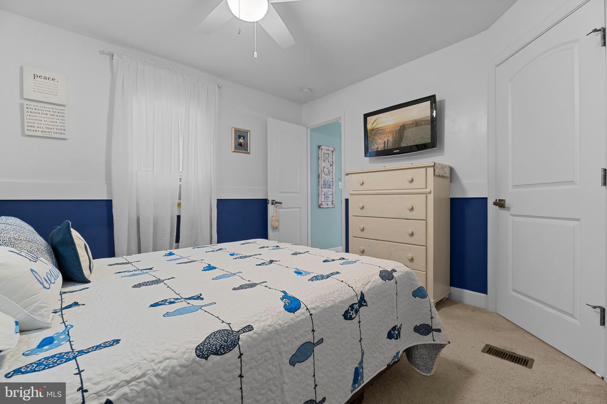 MARINERS COVE - Residential