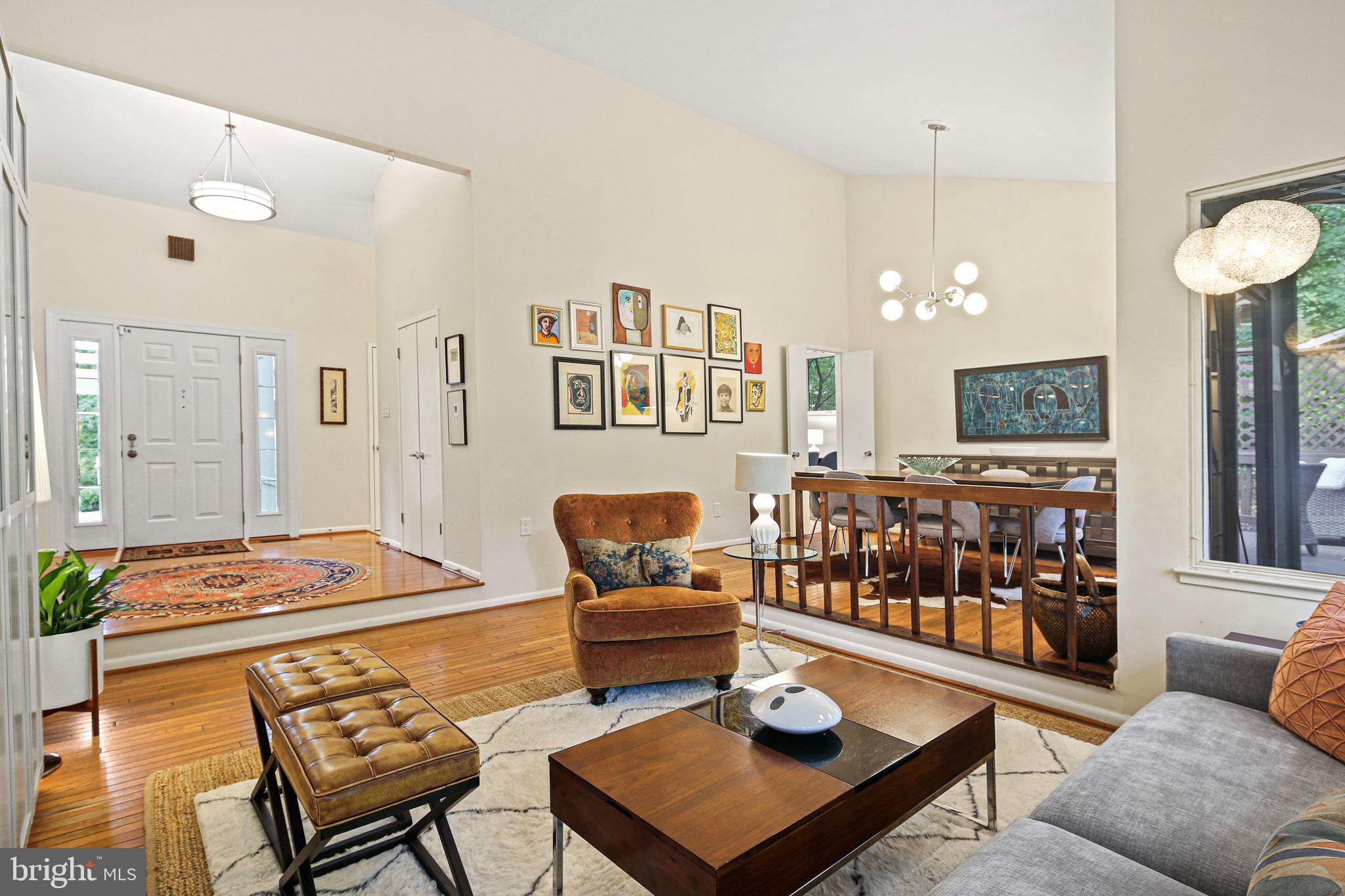 HOBBITS GLEN - Residential