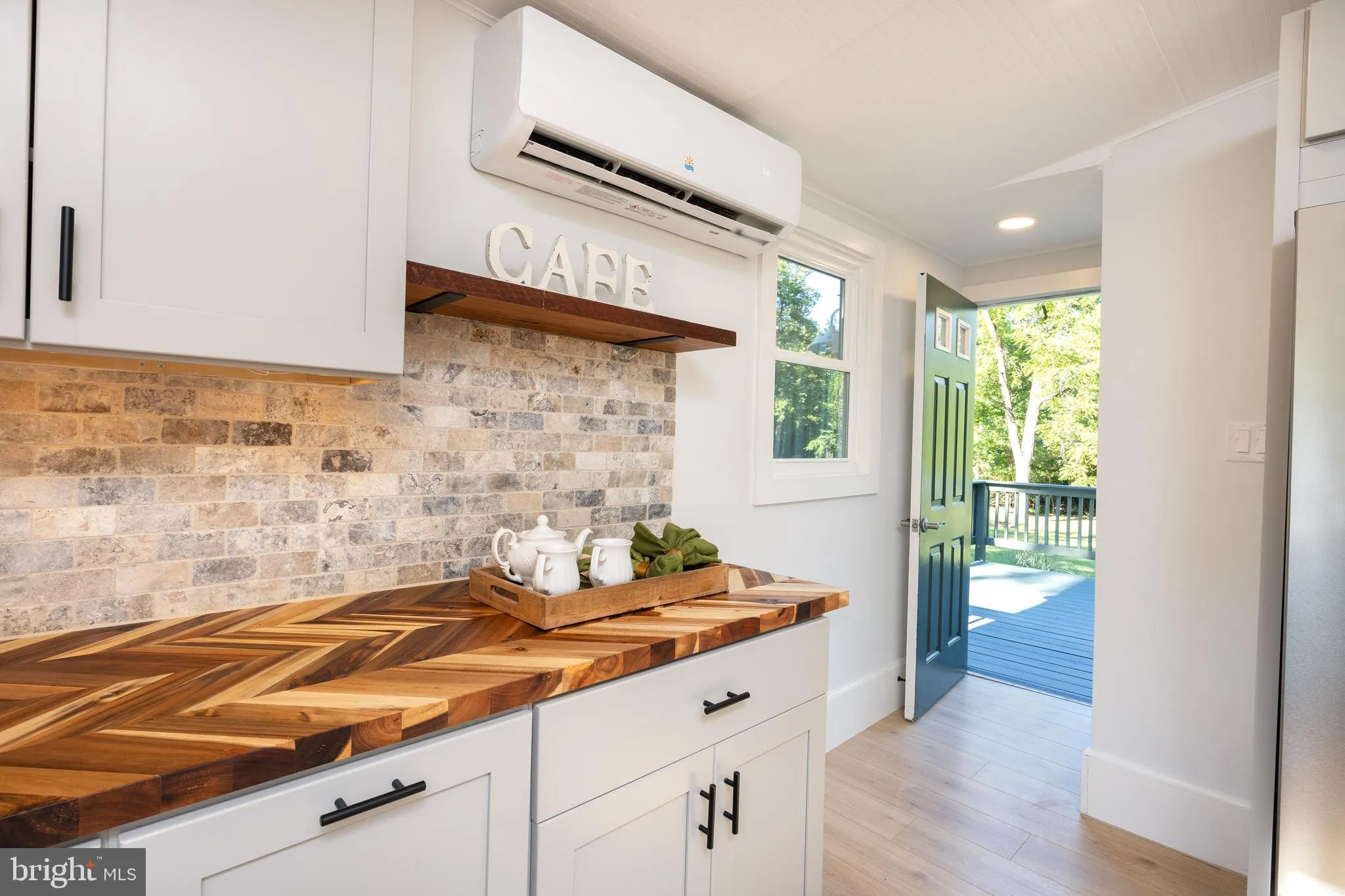 Ottsville, Pennsylvania 18942, United States, 2 Bedrooms Bedrooms, ,2 BathroomsBathrooms,Residential,Active,199951