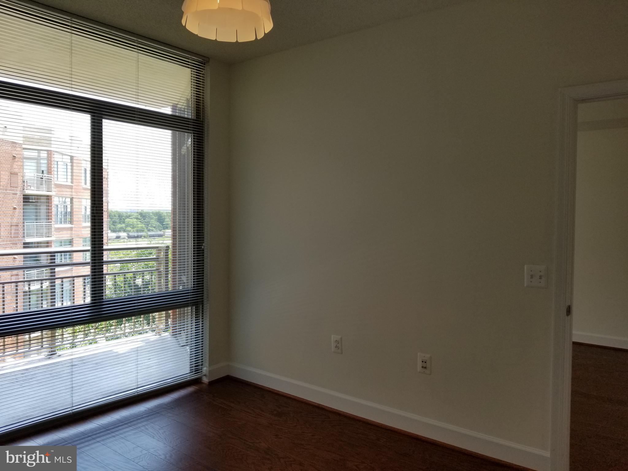 ECLIPSE ON CENTER PARK - Residential Lease