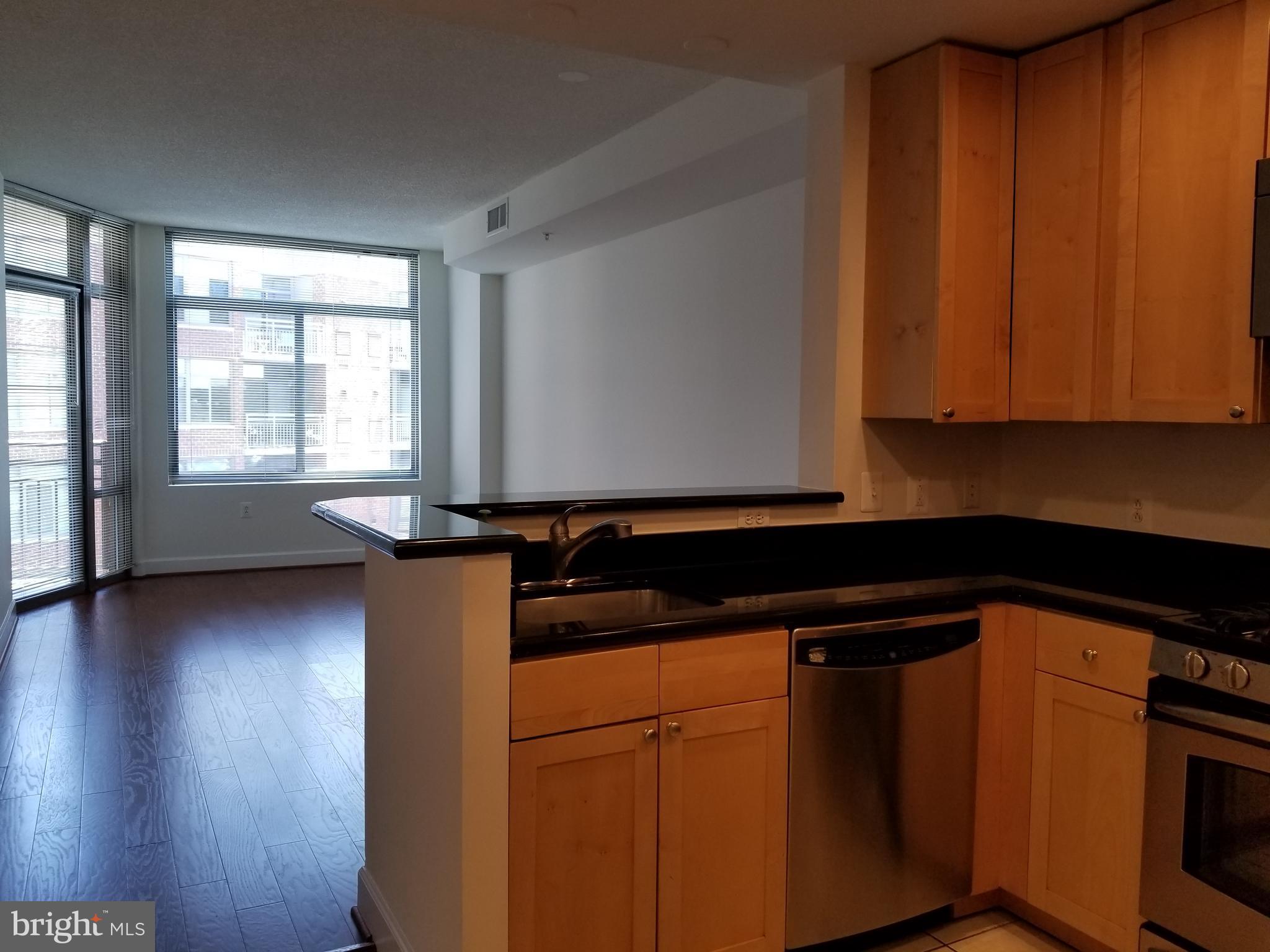 ECLIPSE ON CENTER PARK - Residential Lease