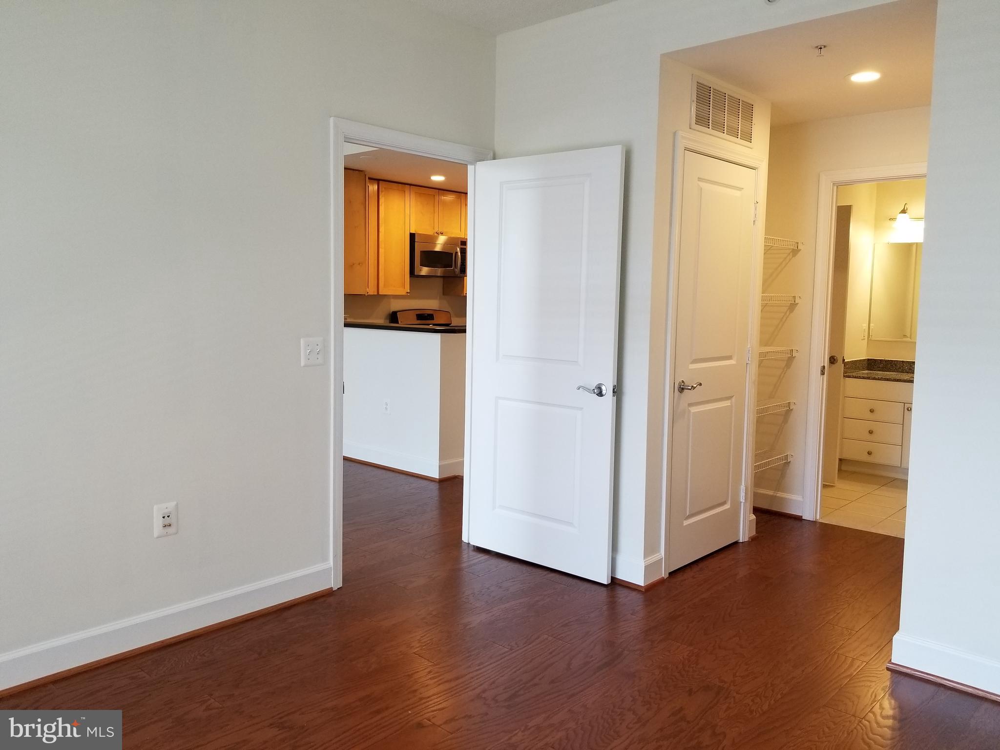 ECLIPSE ON CENTER PARK - Residential Lease