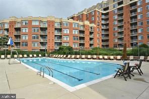 ECLIPSE ON CENTER PARK - Residential Lease