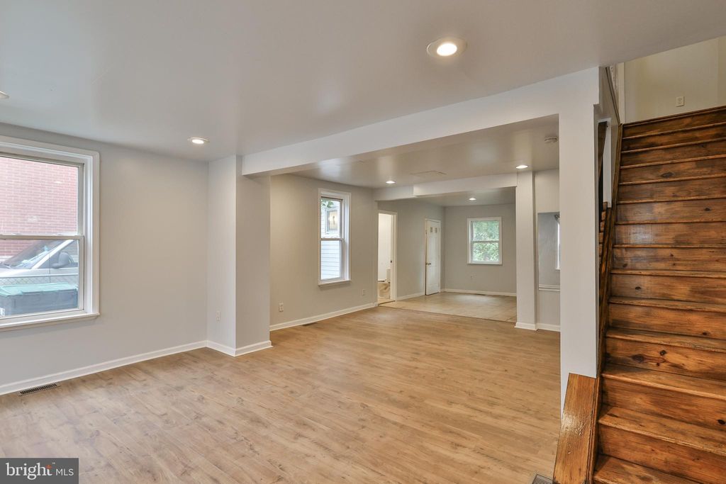 Photo of 427 Pawnee Street, BETHLEHEM, PA 18015 (MLS # PANH2008884)