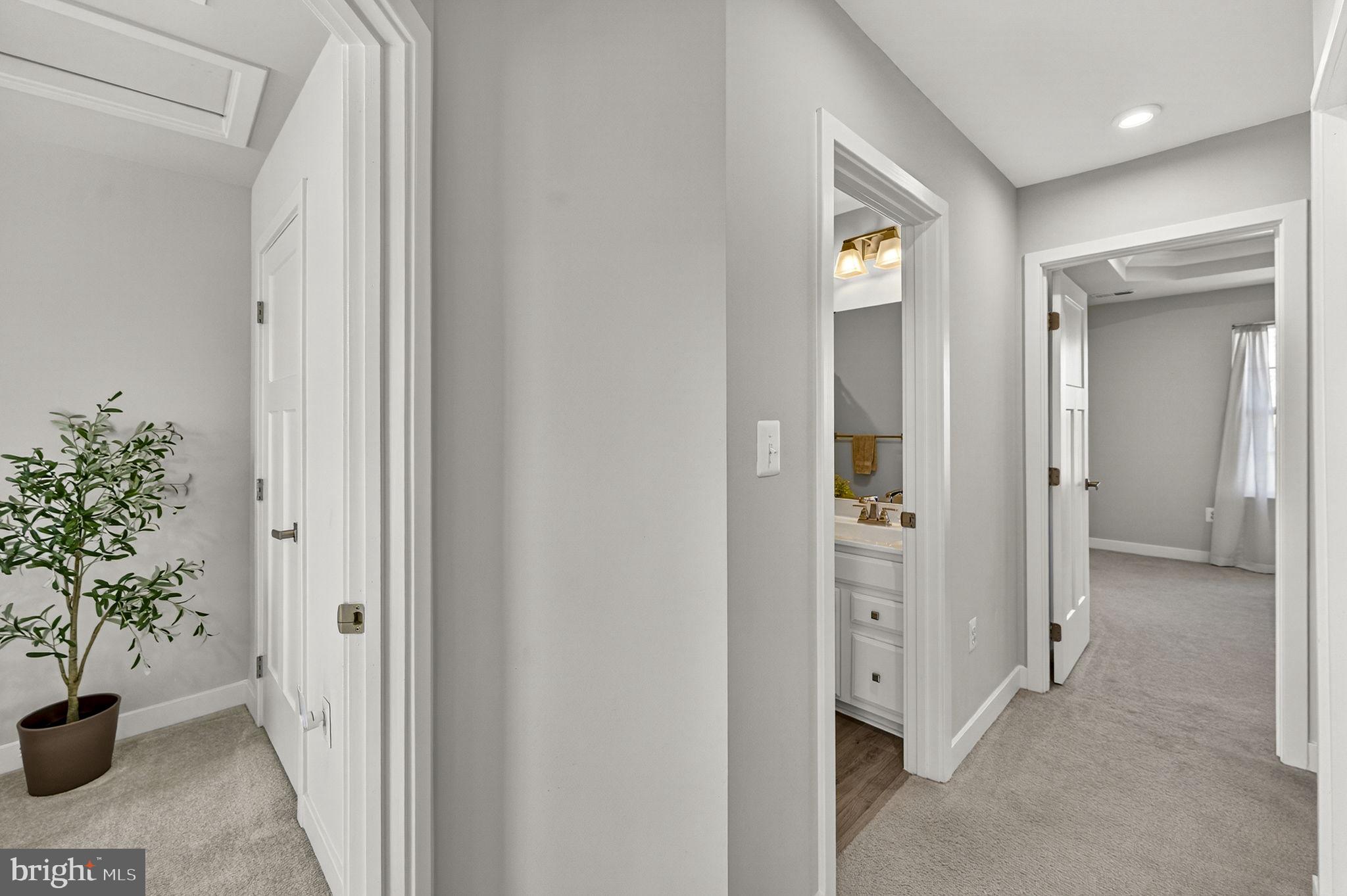 MADISON STATION - Residential