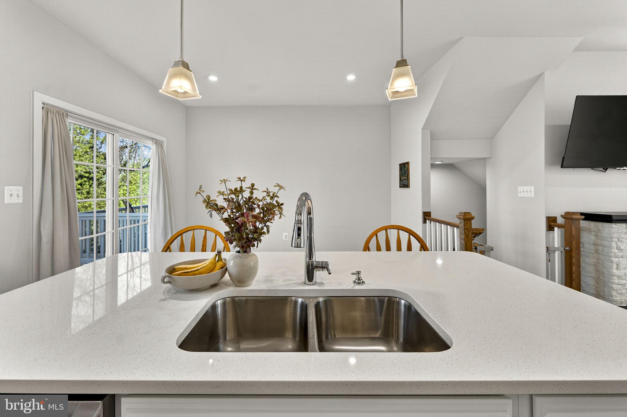 MADISON STATION - Residential