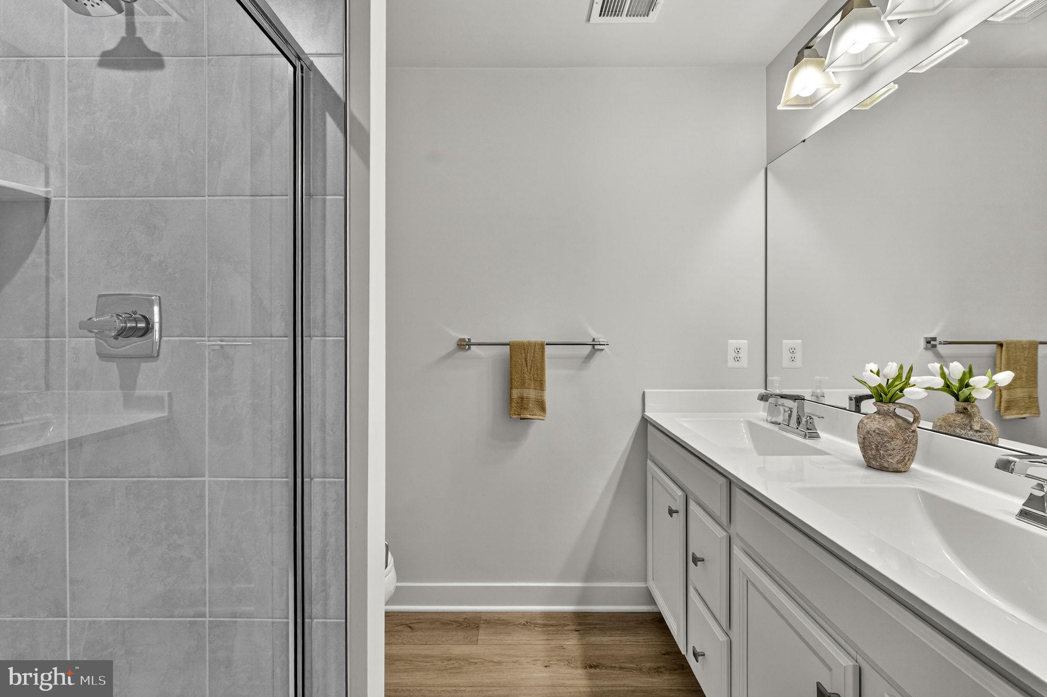 MADISON STATION - Residential