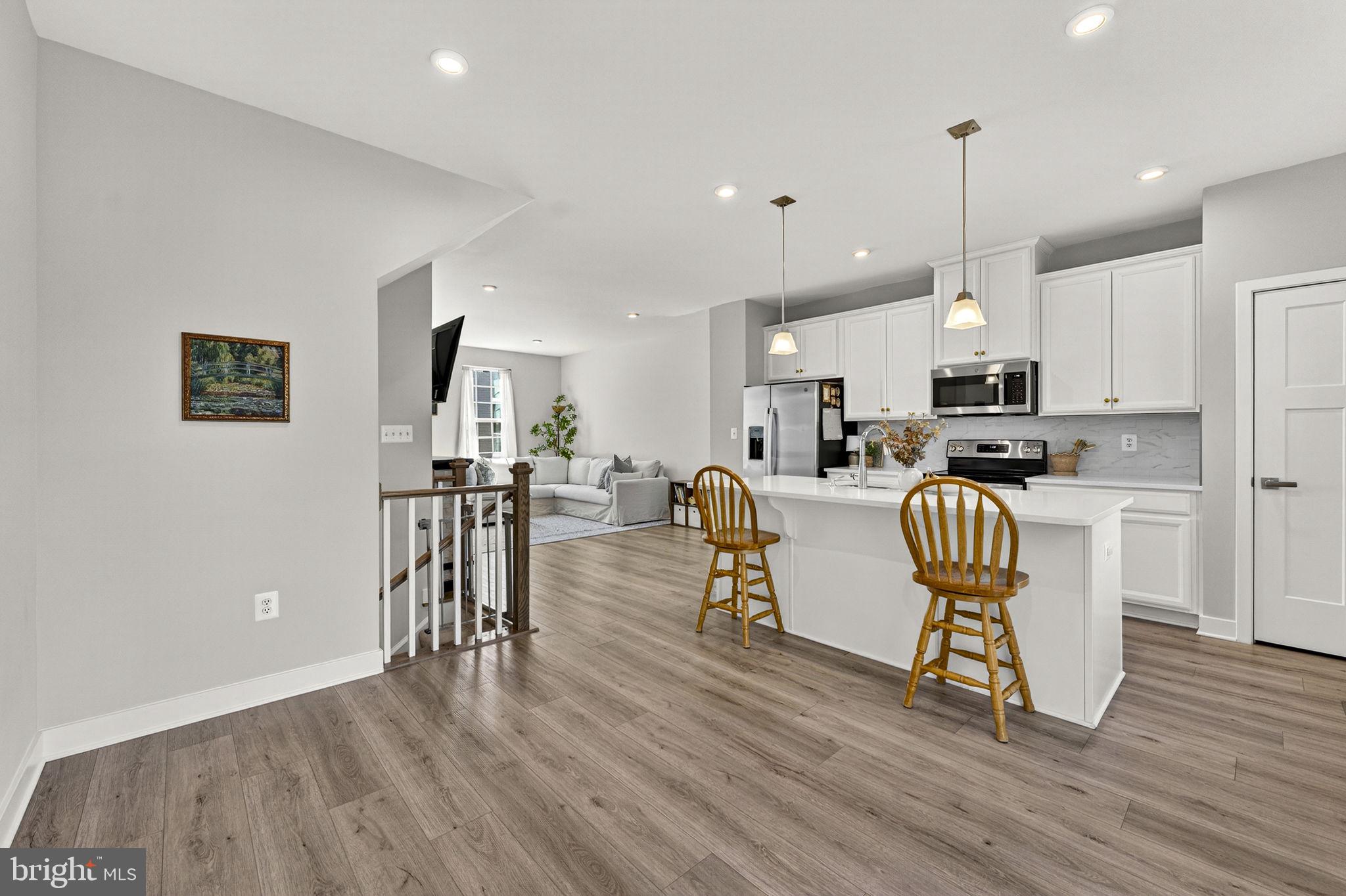 MADISON STATION - Residential