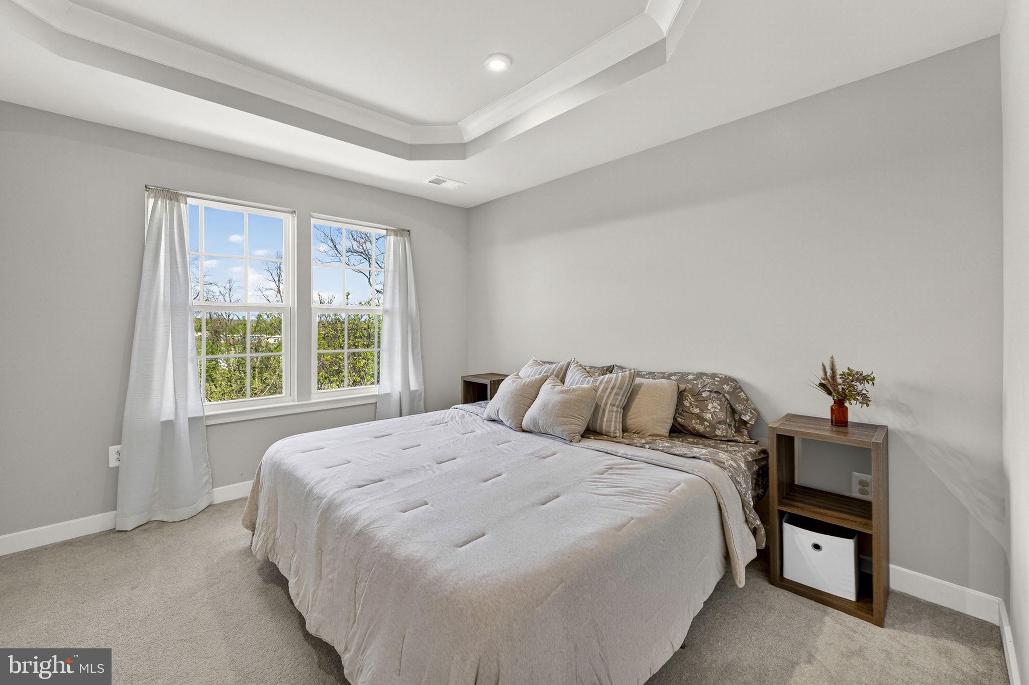 MADISON STATION - Residential