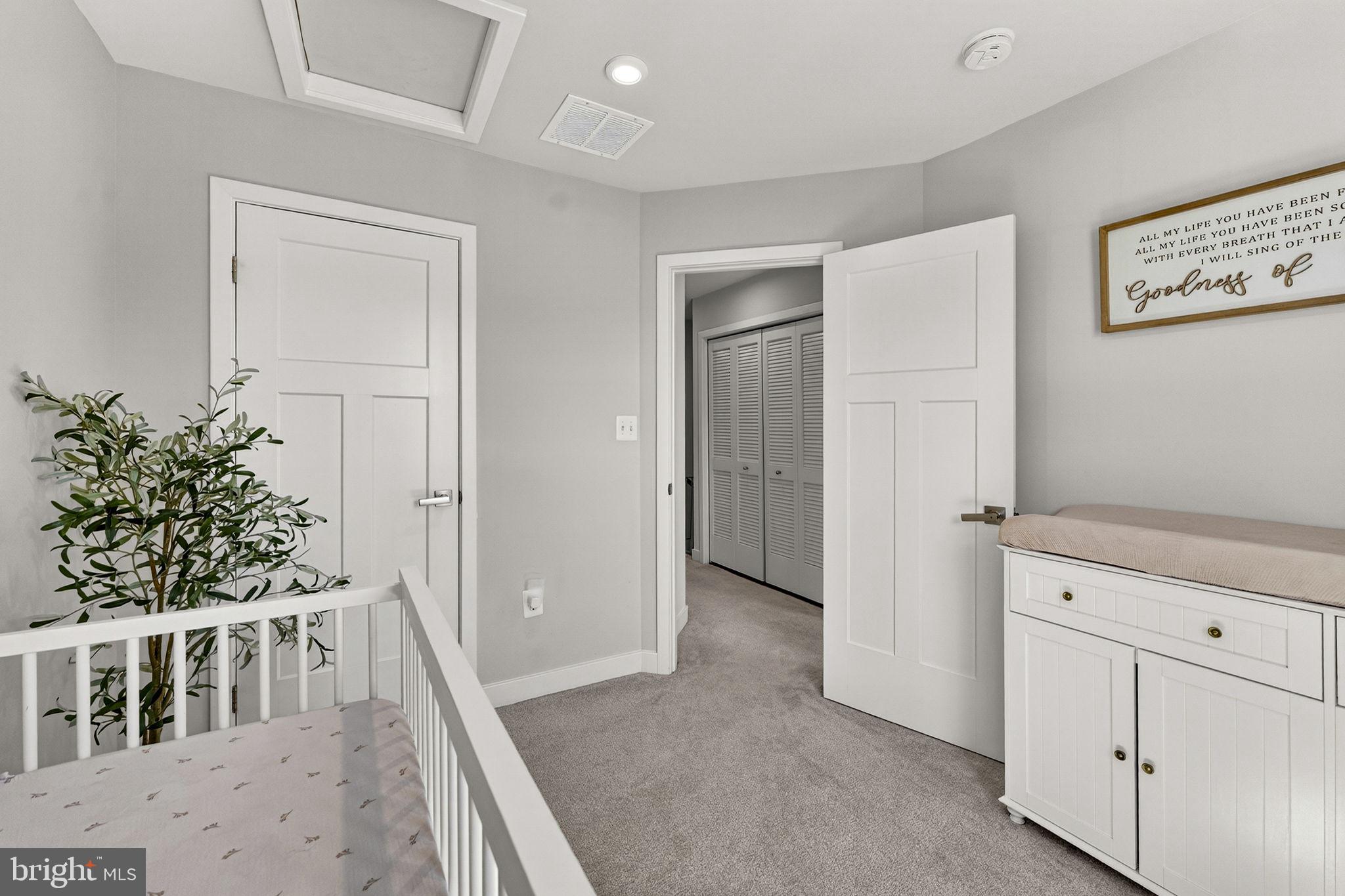 MADISON STATION - Residential