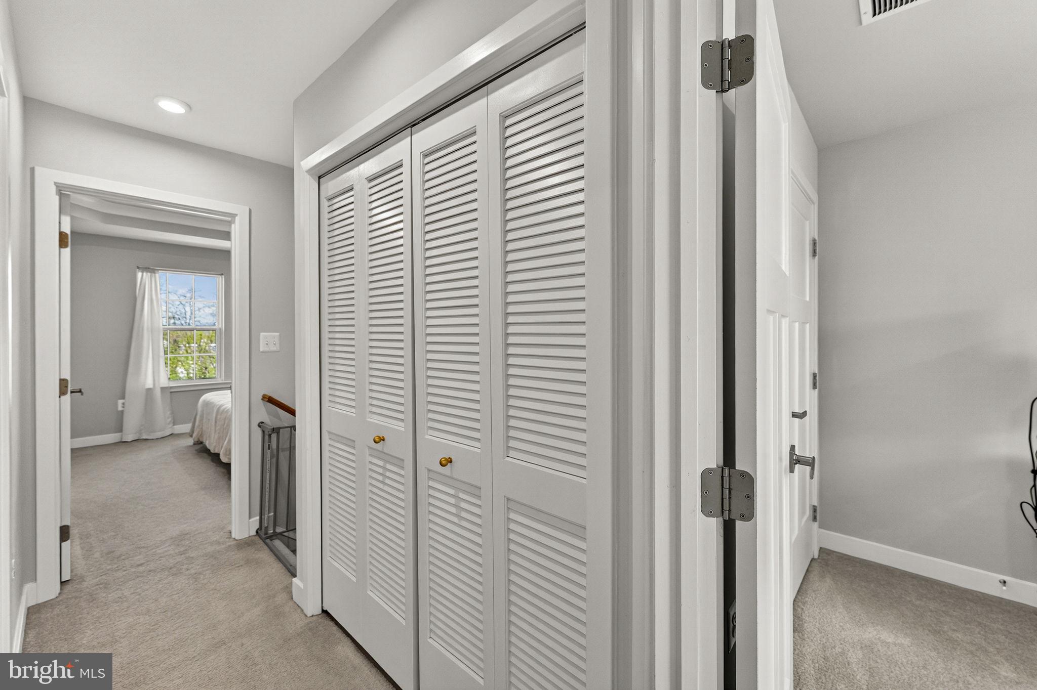 MADISON STATION - Residential