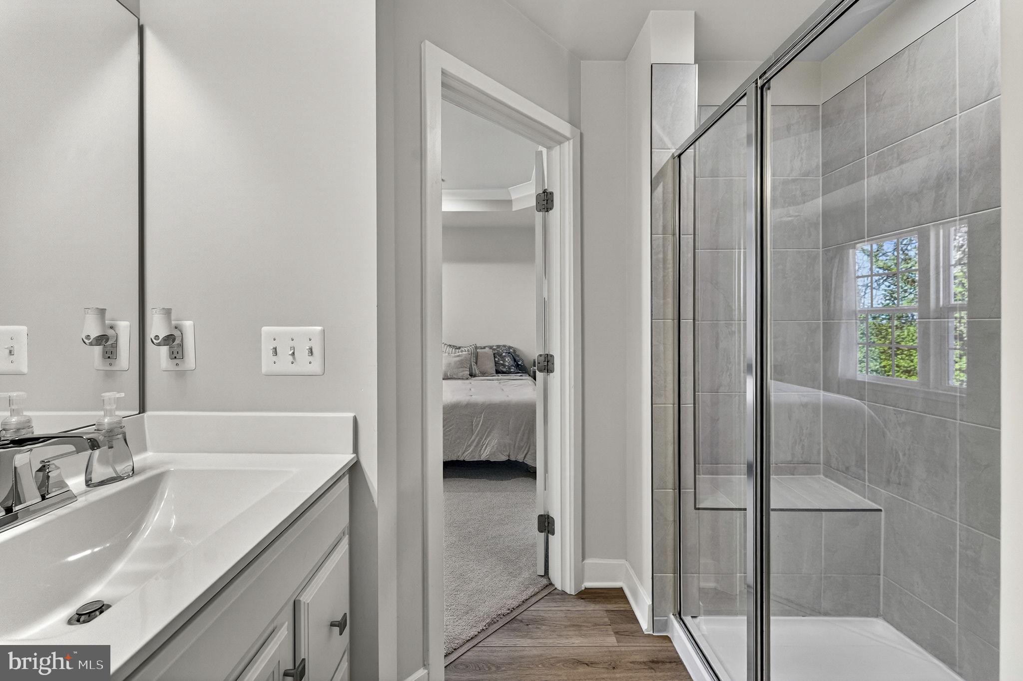 MADISON STATION - Residential