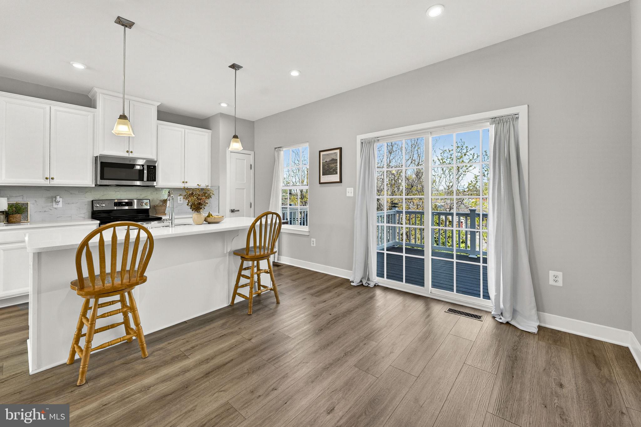 MADISON STATION - Residential