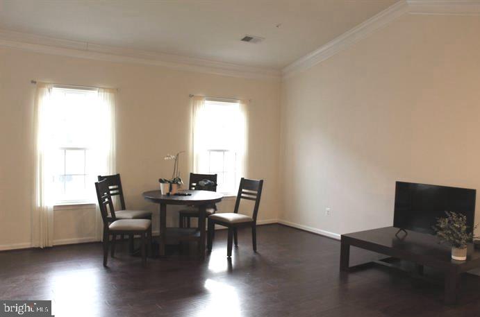 ARCOLA TOWN CENTER CONDO - Residential Lease