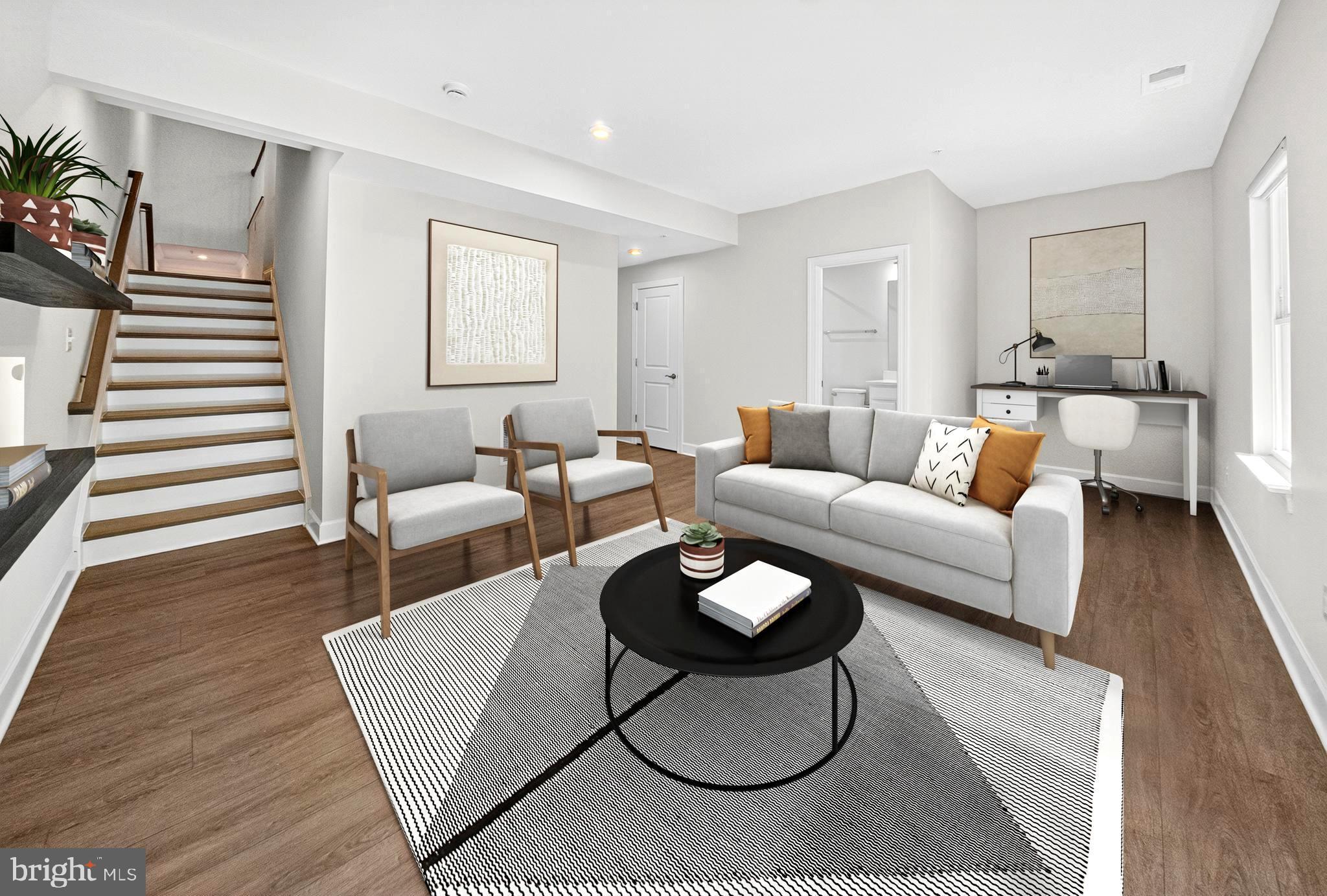 GATEWAY WEST - Residential