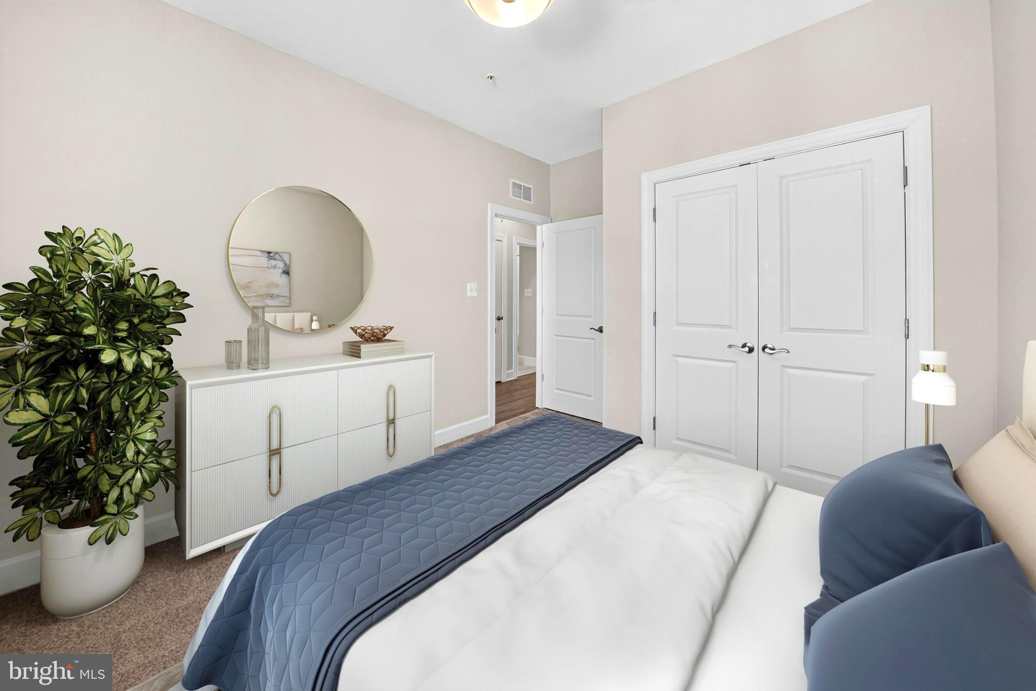 GATEWAY WEST - Residential