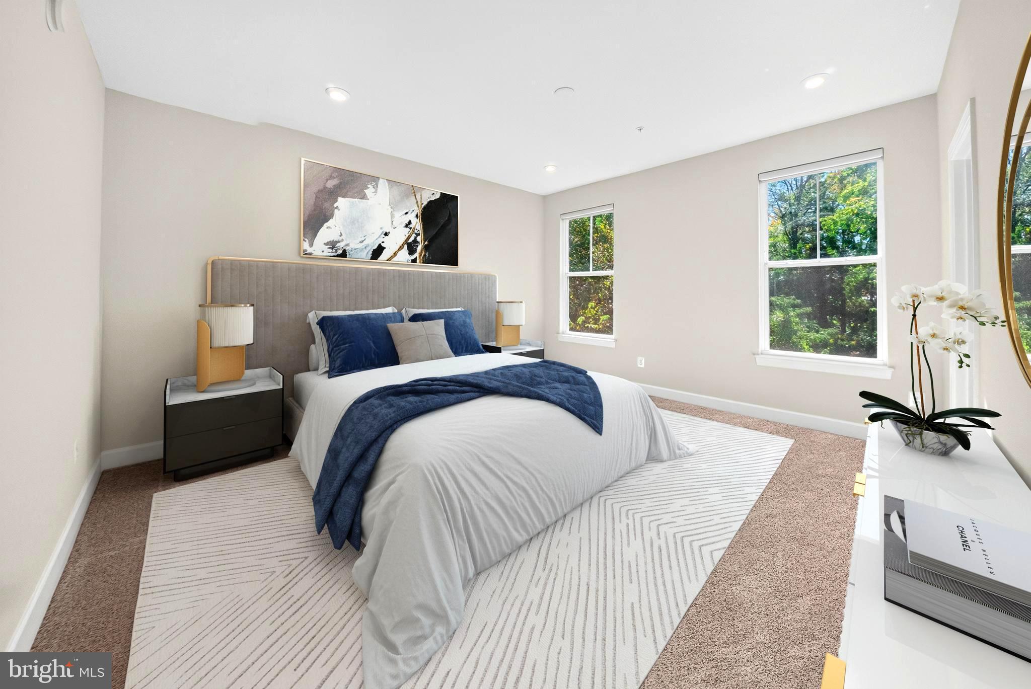 GATEWAY WEST - Residential