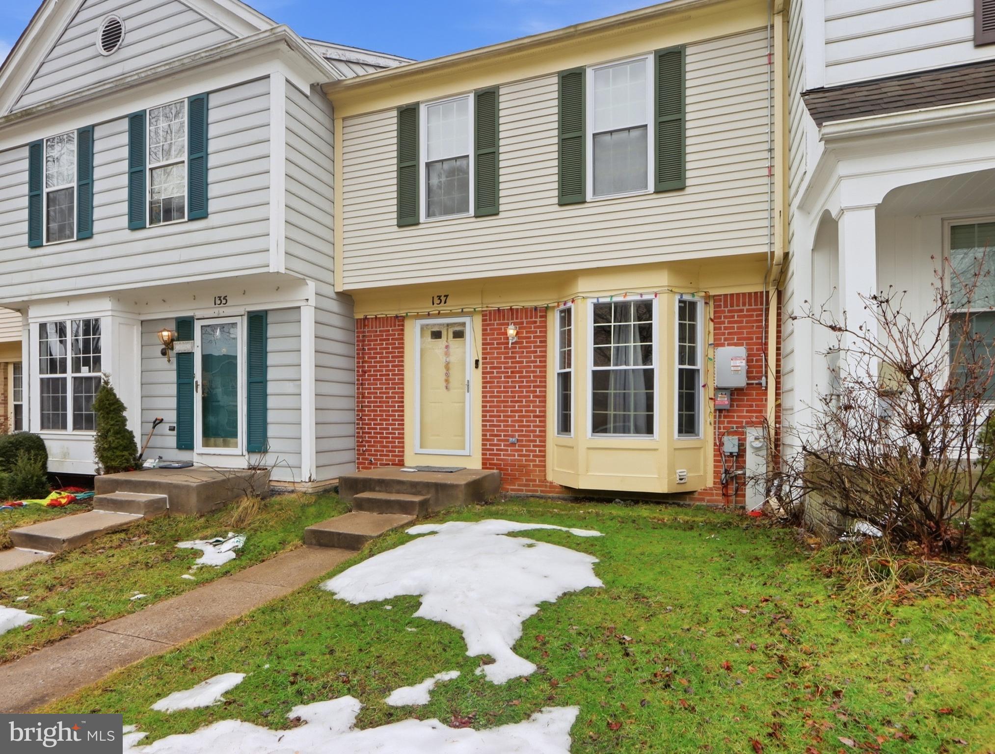 PLEASANT HILLS - Residential