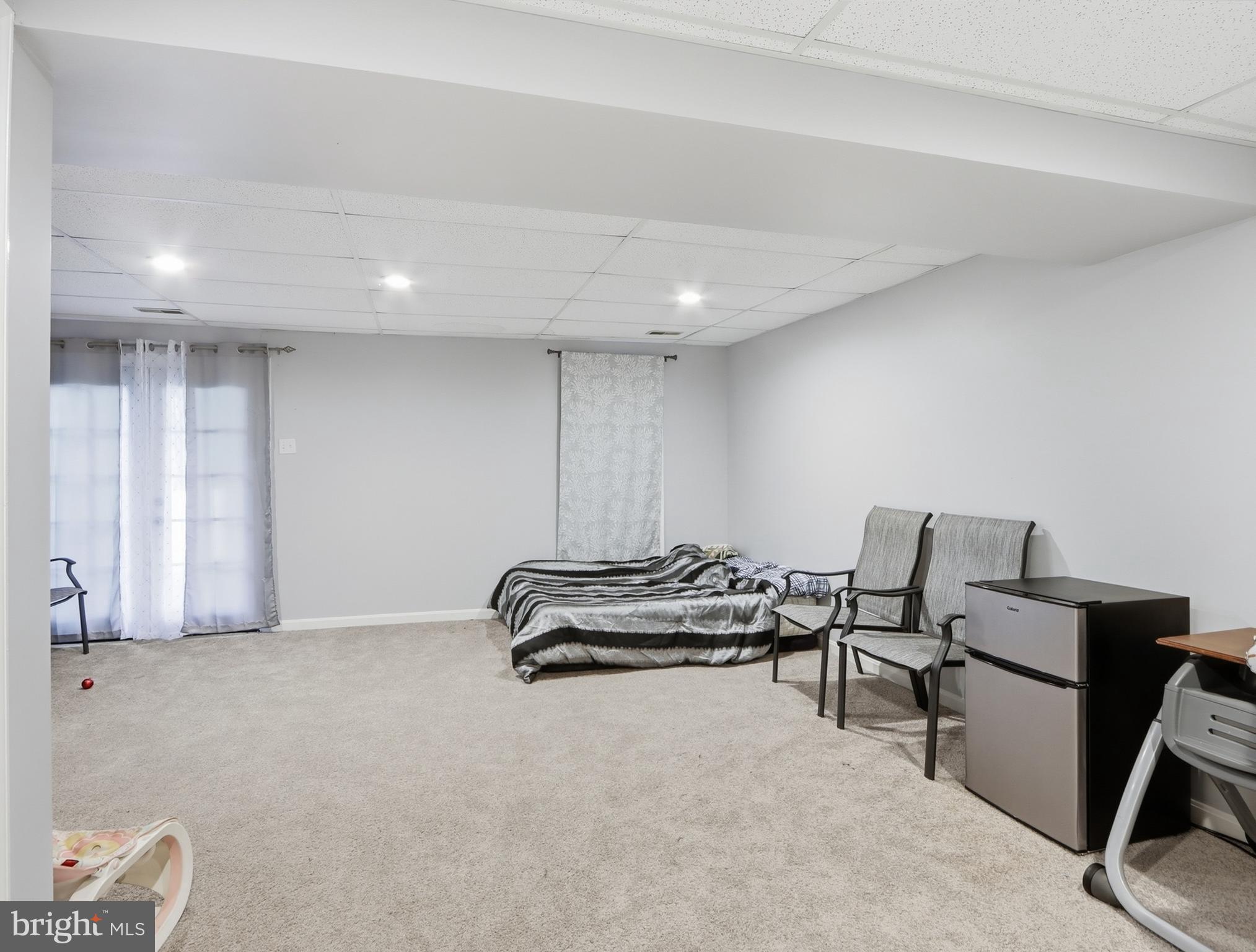 PLEASANT HILLS - Residential