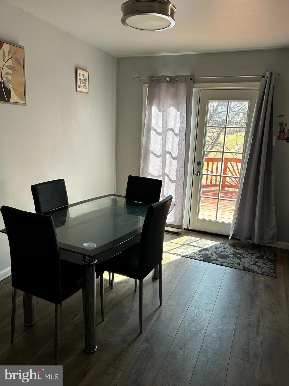 PLEASANT HILLS - Residential