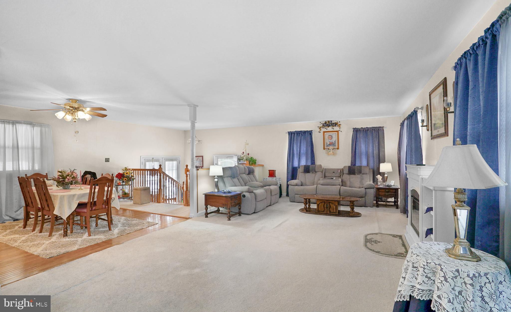 WARRLINDA VILLAGE - Residential