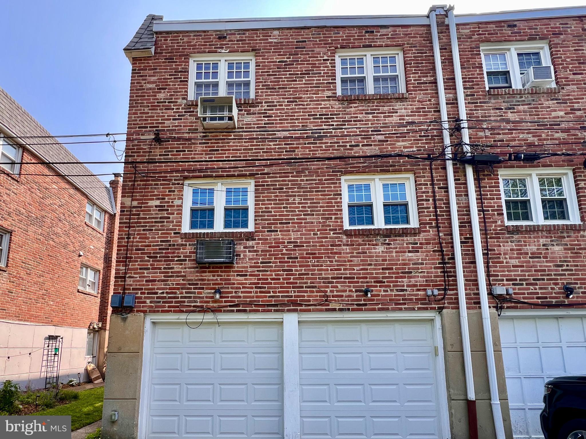 CHESTNUT HILL - Residential Lease