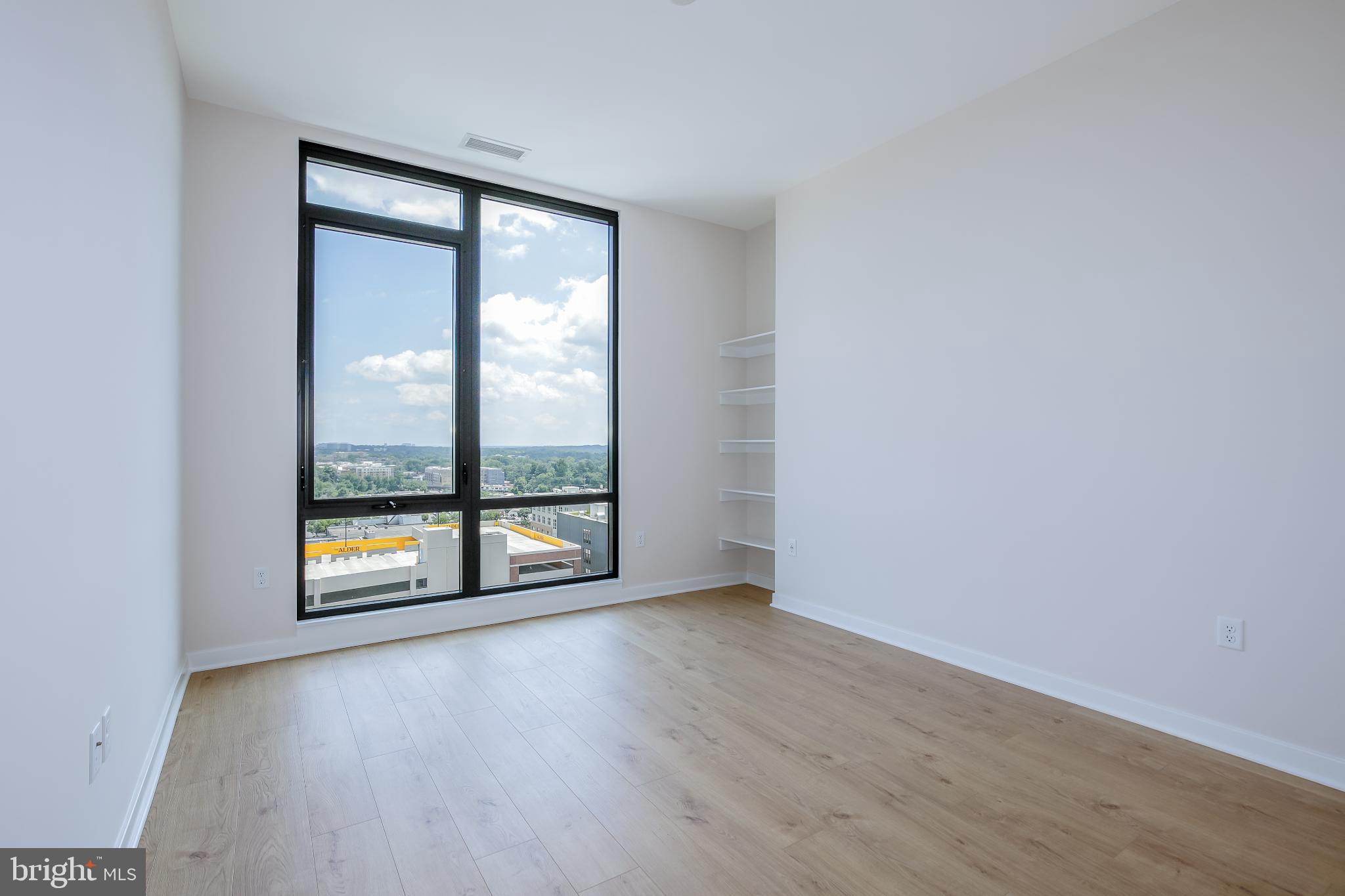 FALLS CHURCH CITY - Residential