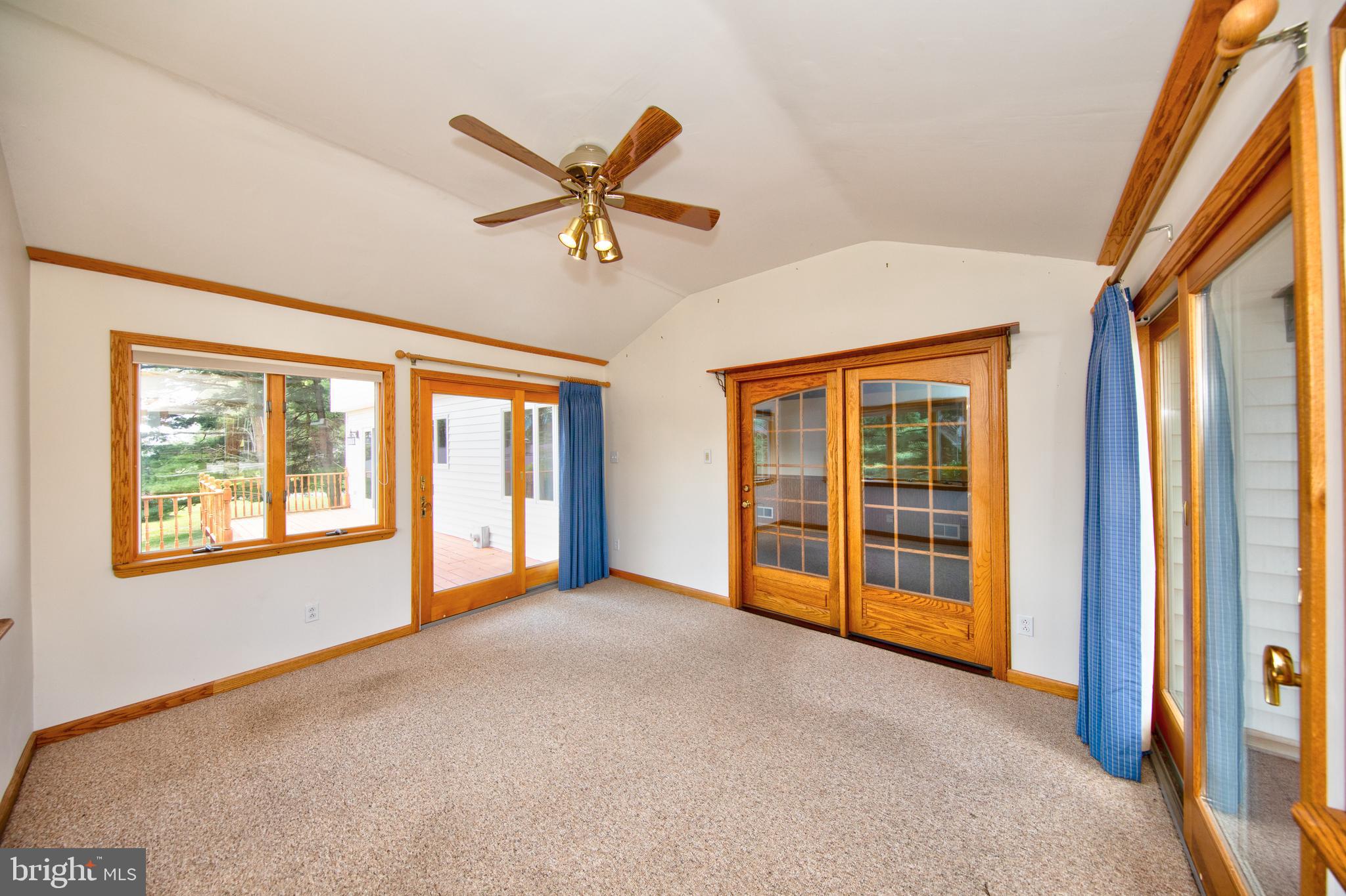 FAIRWAY - Residential