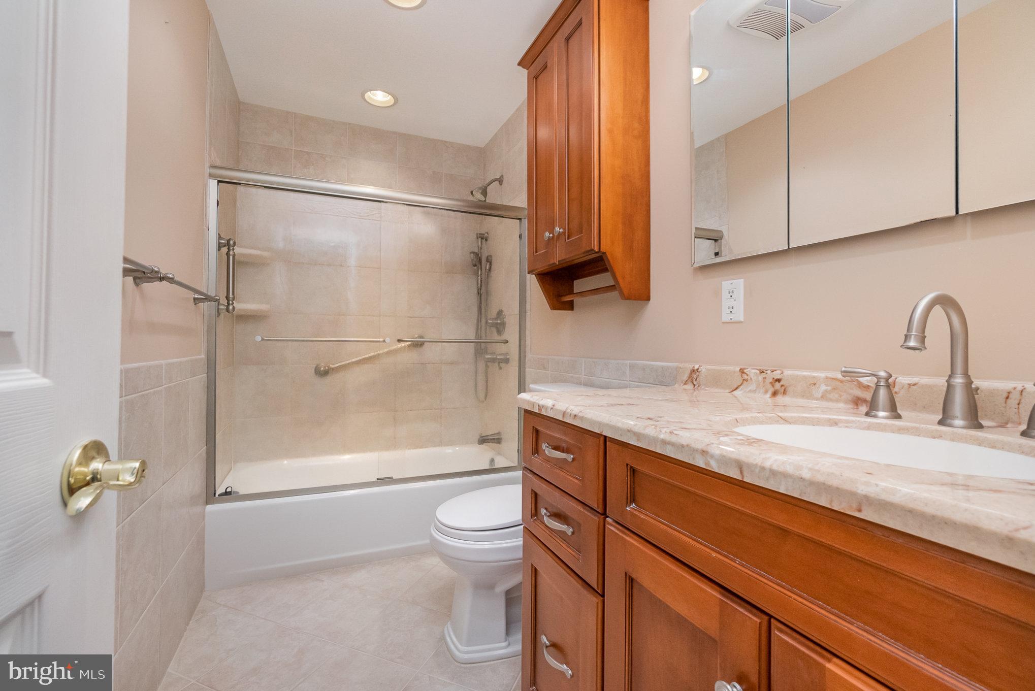 FAIRWAY - Residential