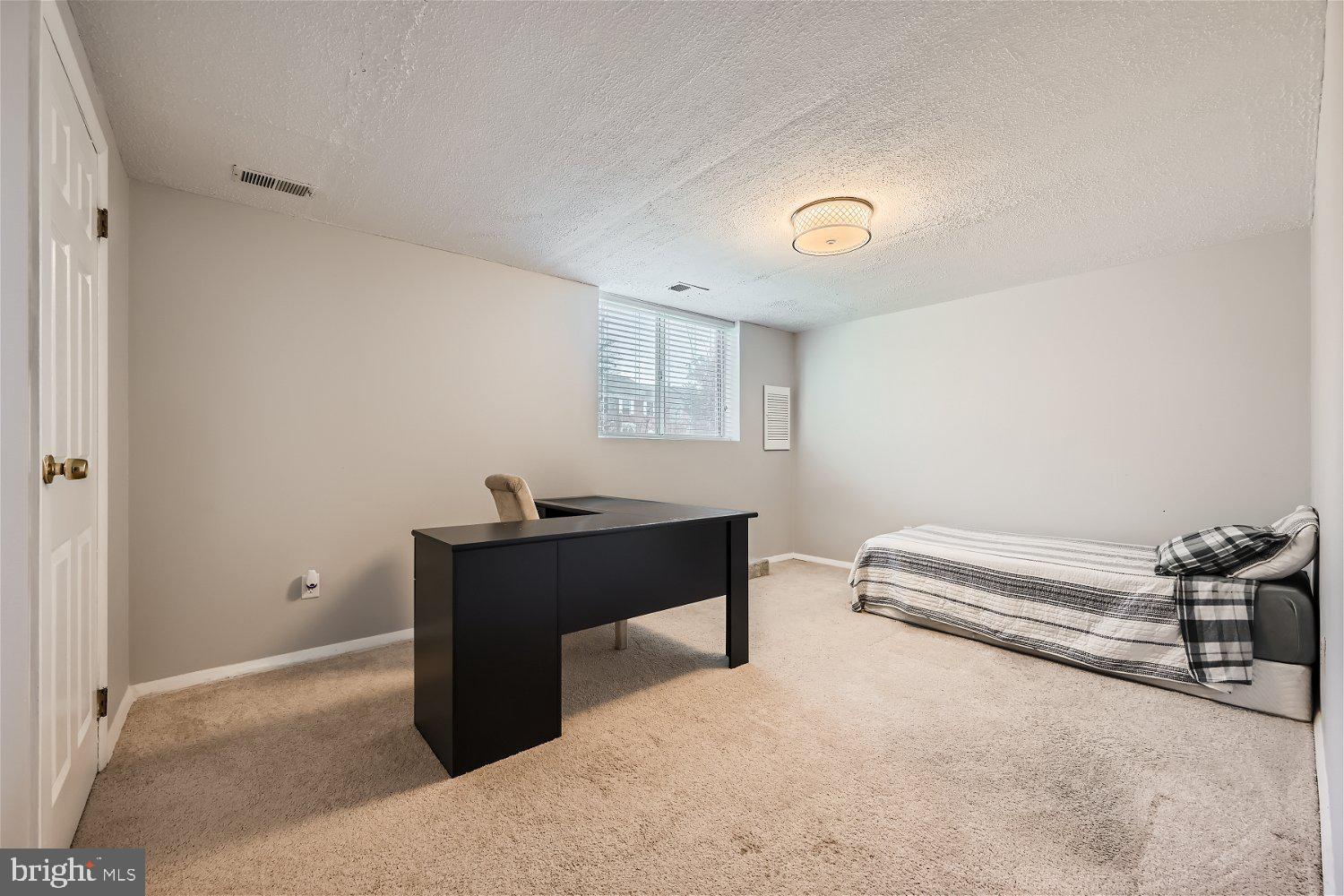 VILLAGE OF HICKORY RIDGE - Residential Lease