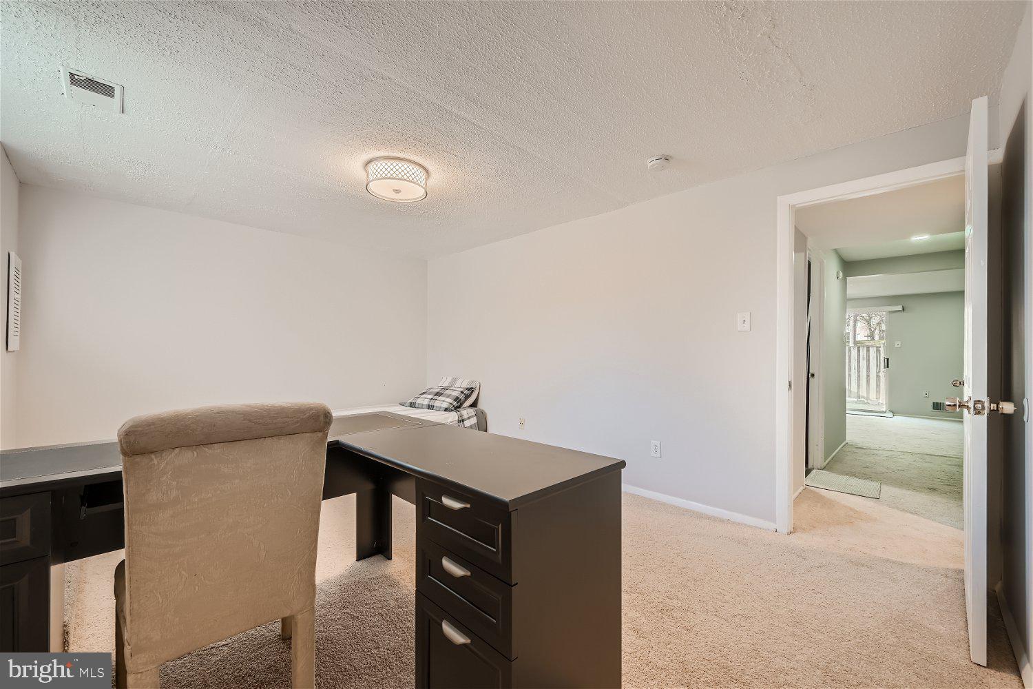 VILLAGE OF HICKORY RIDGE - Residential Lease