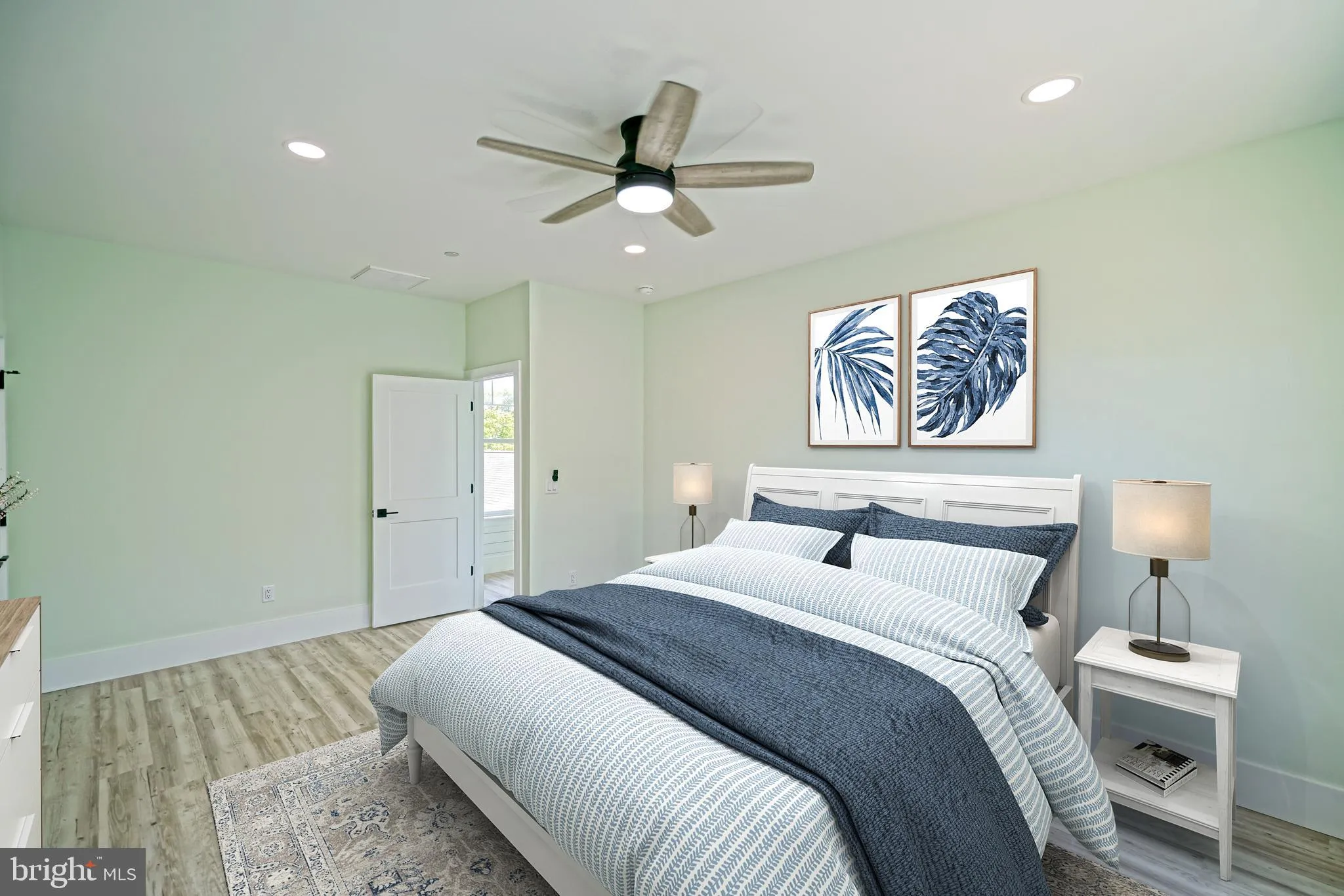 Lewes, Delaware 19958, United States, 4 Bedrooms Bedrooms, ,4 BathroomsBathrooms,Residential,Pending,53993