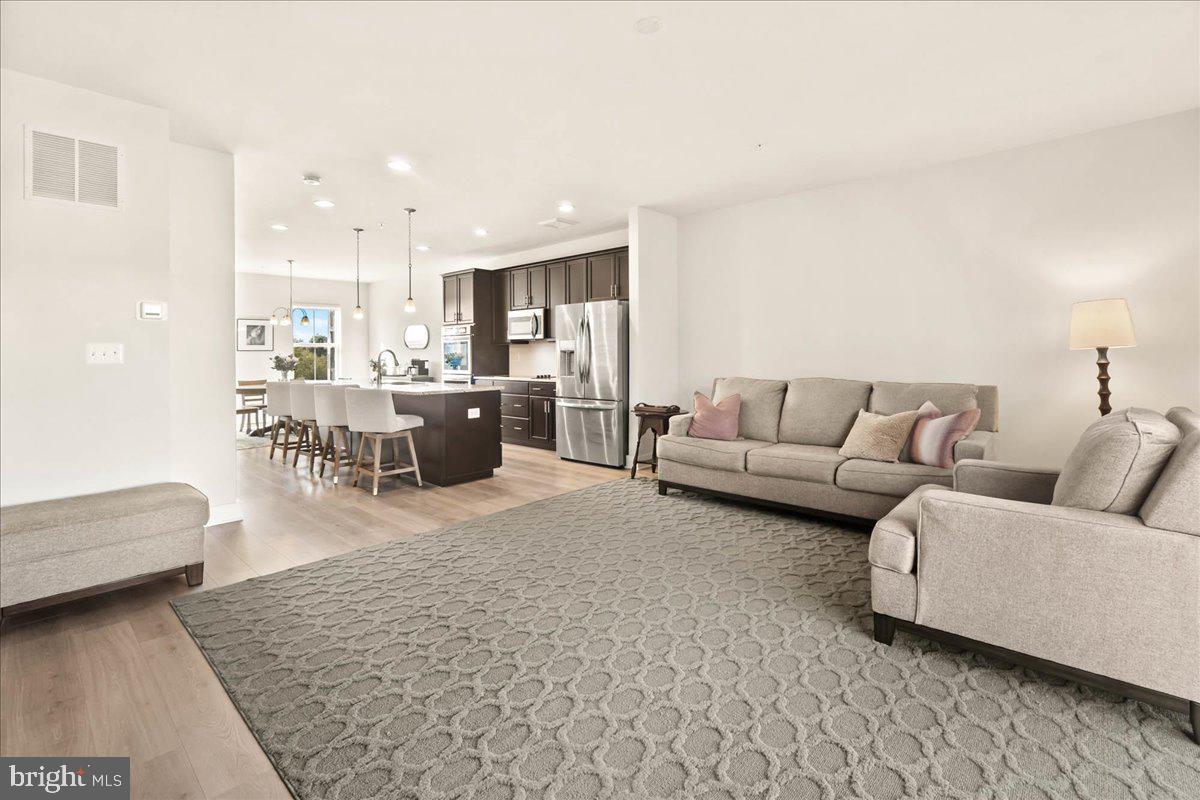 SNADER'S SUMMIT - Residential