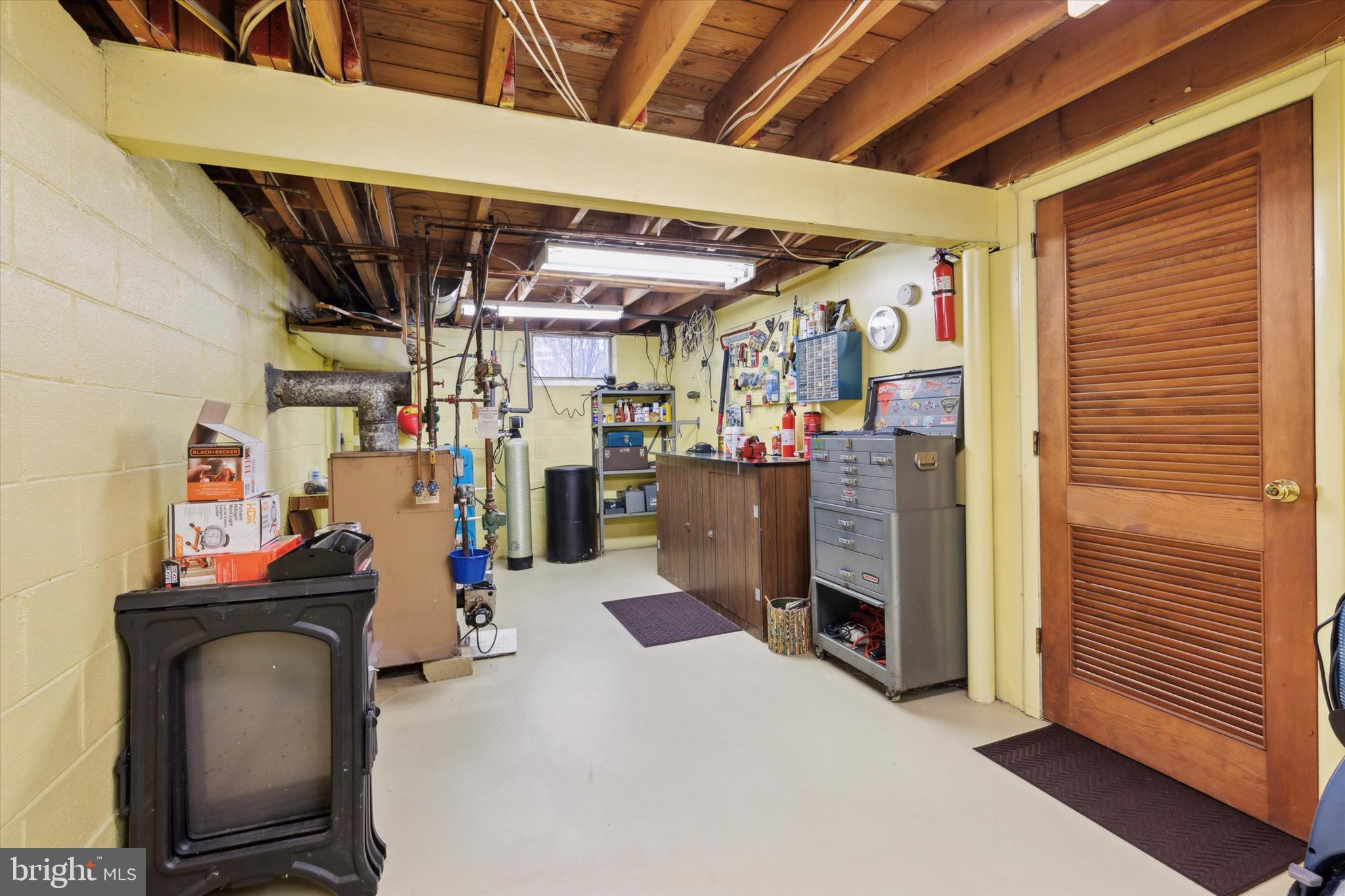 HUNTINGDON VALLEY - Residential