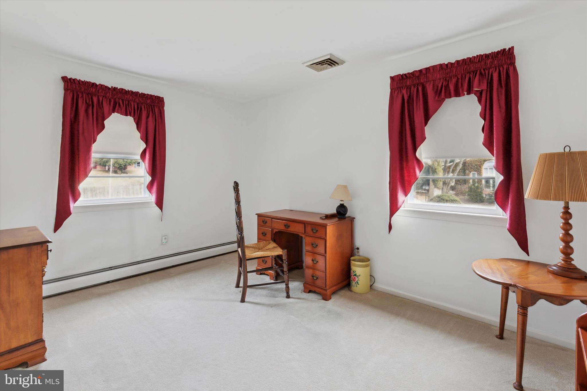 HUNTINGDON VALLEY - Residential