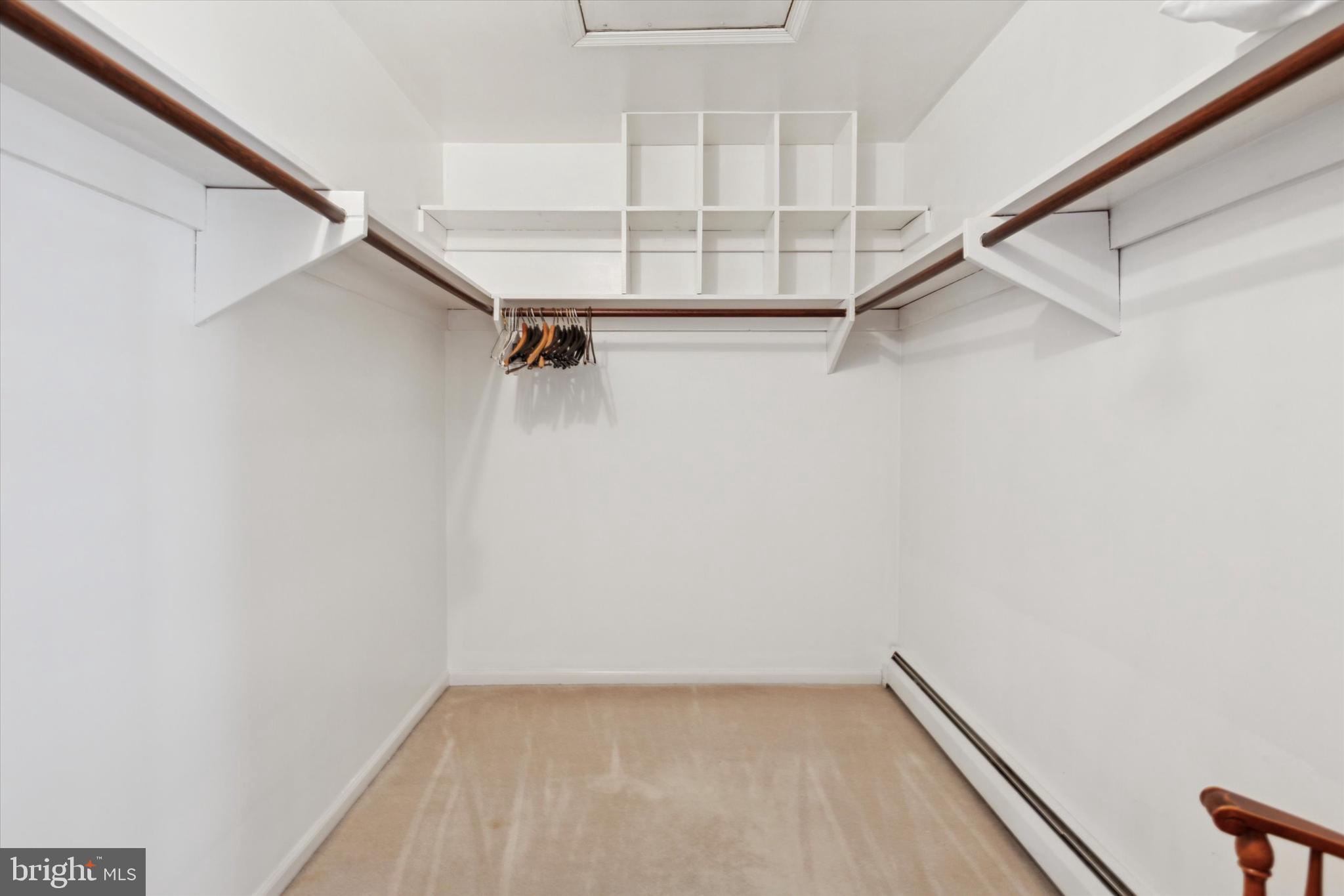 HUNTINGDON VALLEY - Residential