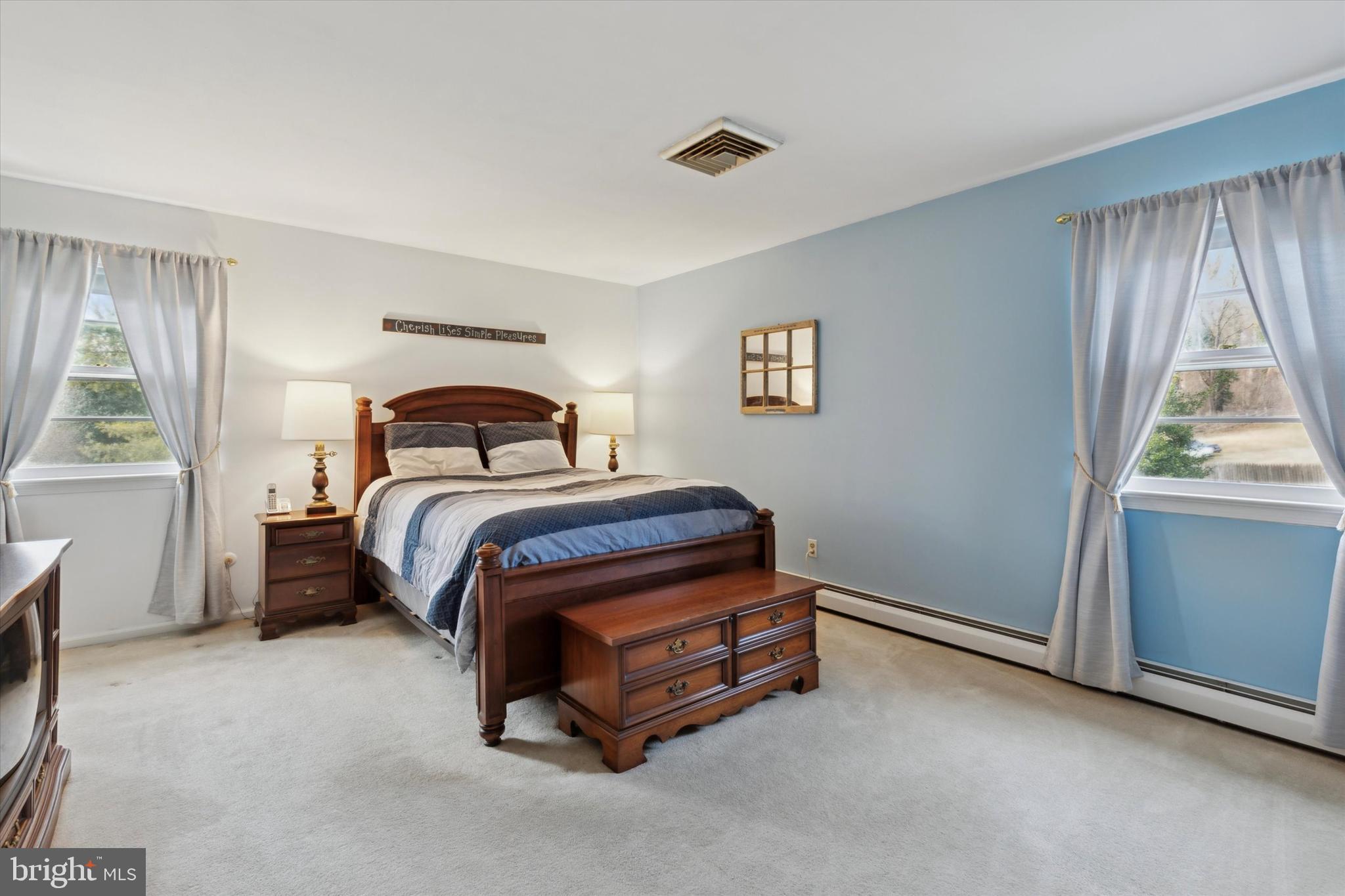 HUNTINGDON VALLEY - Residential